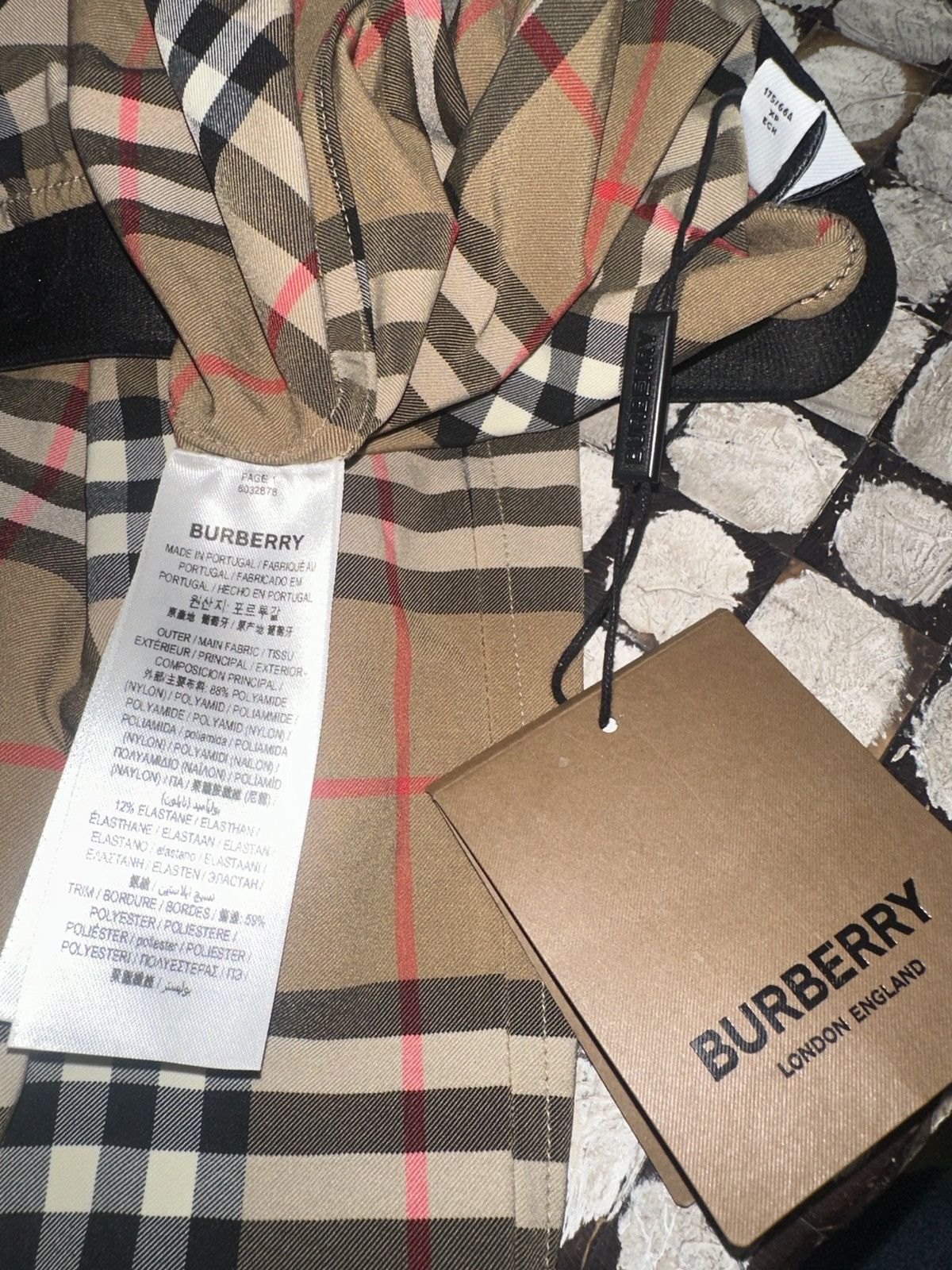 Burberry Burberry .leggings Size 26" / US 2 / IT 38 - 13 Thumbnail
