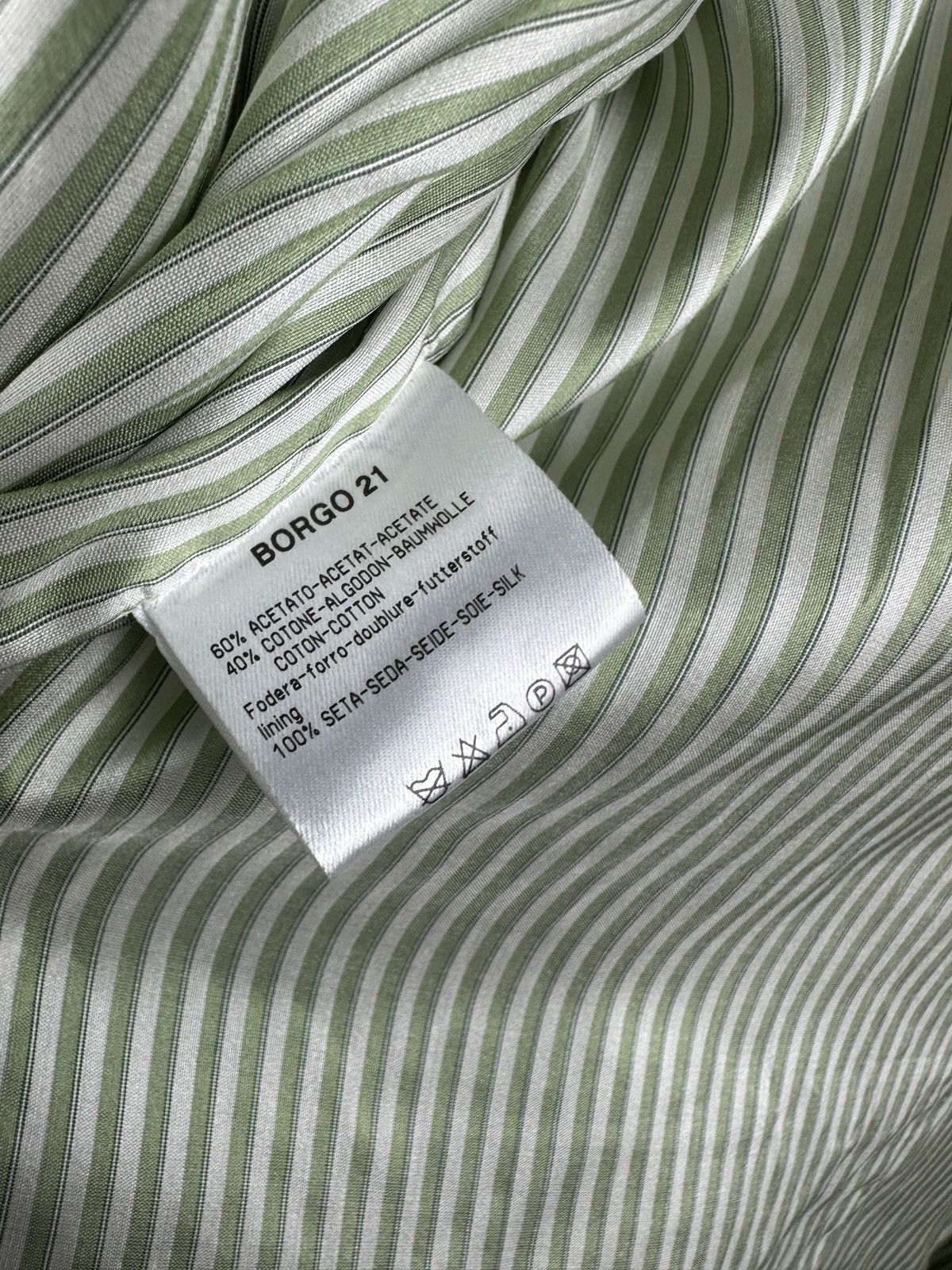Giorgio Armani Giorgio Armani silk blazer Size M / US 6-8 / IT 42-44 - 3 Thumbnail