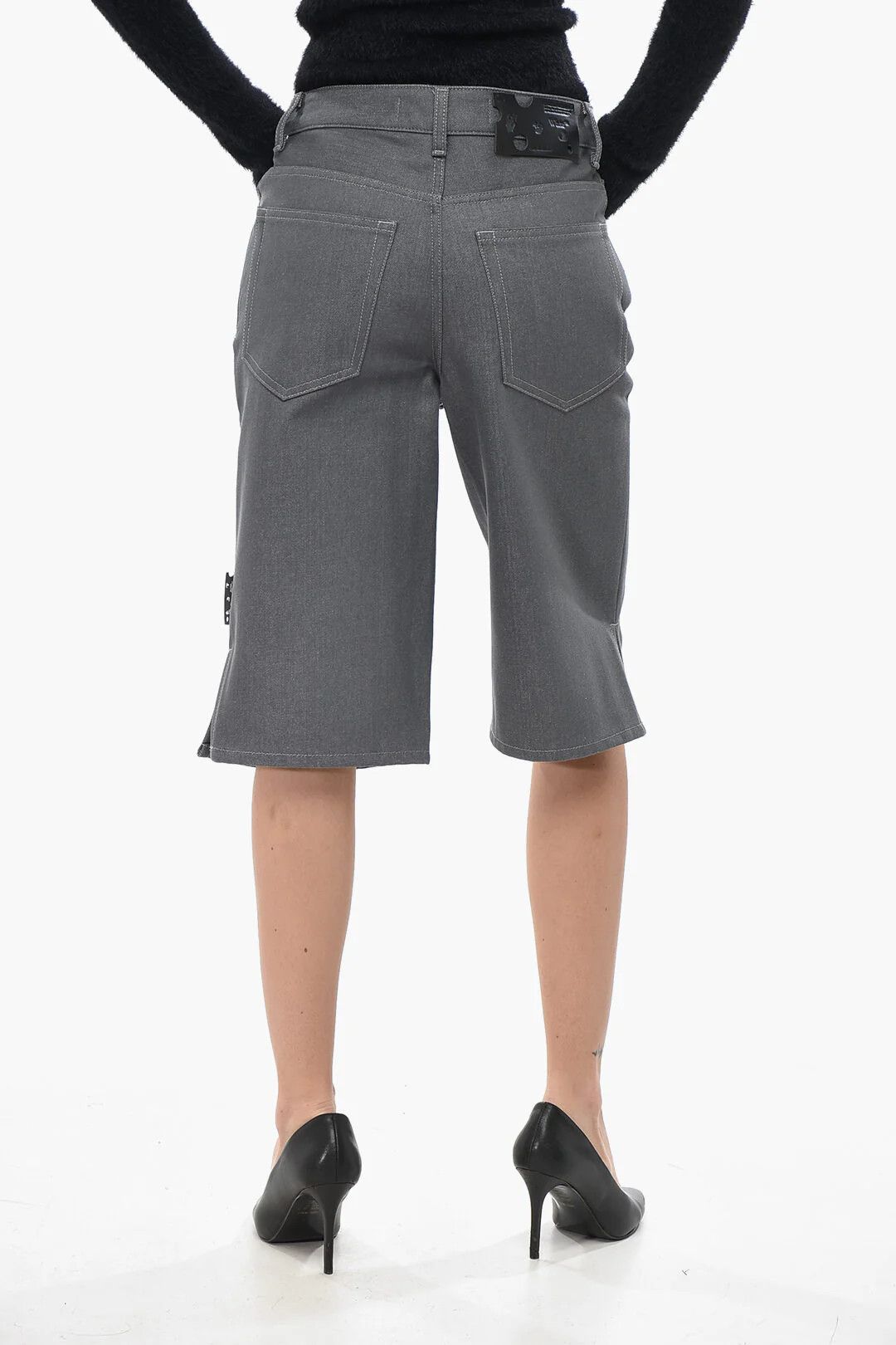 Off-White og1mm0426 5-Pocket Cotton Short in Grey Size 26" / US 2 / IT 38 - 2 Thumbnail