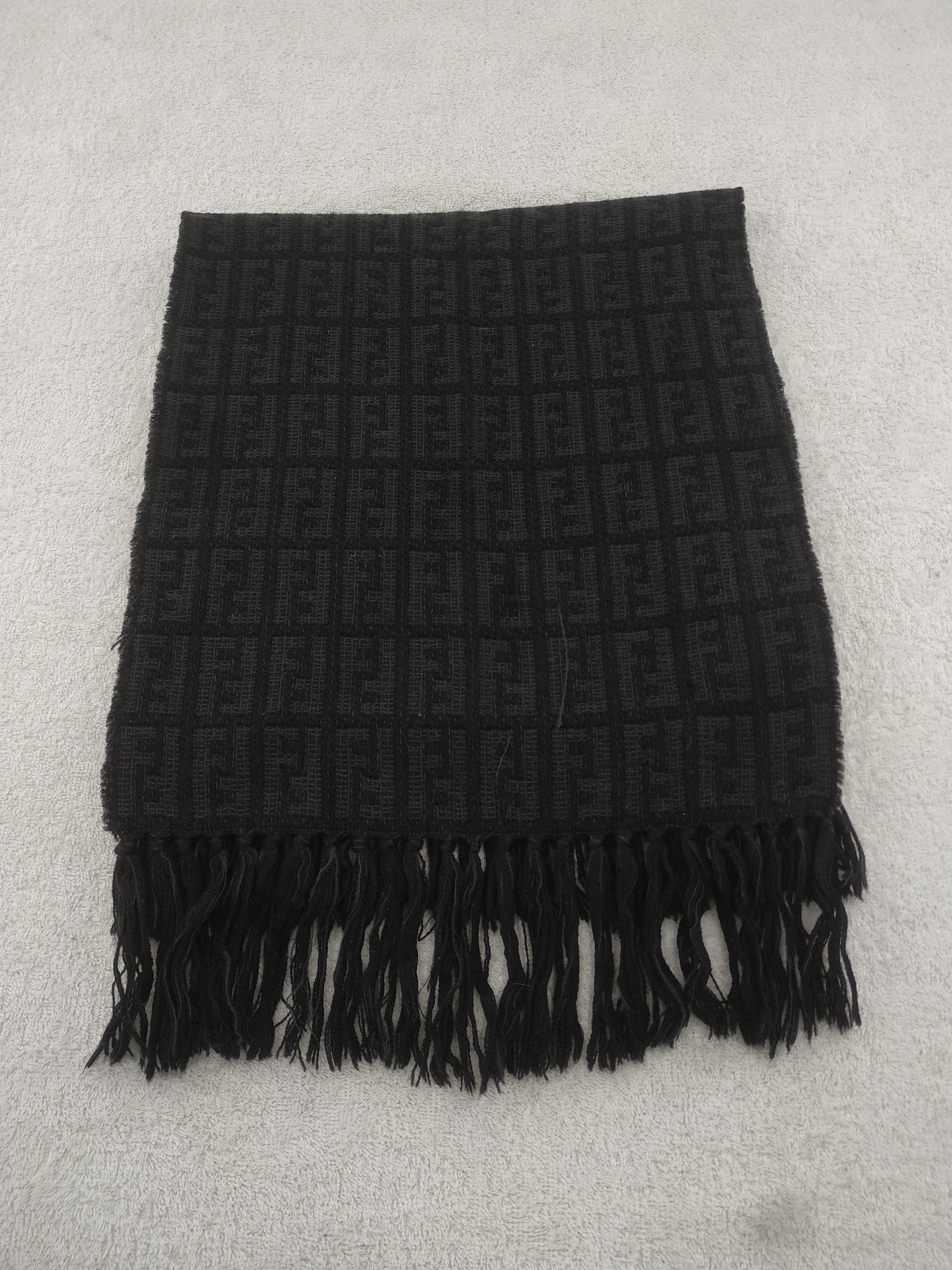 Vintage Fendi Wool Scarf/Muffler/Neckwear MF105