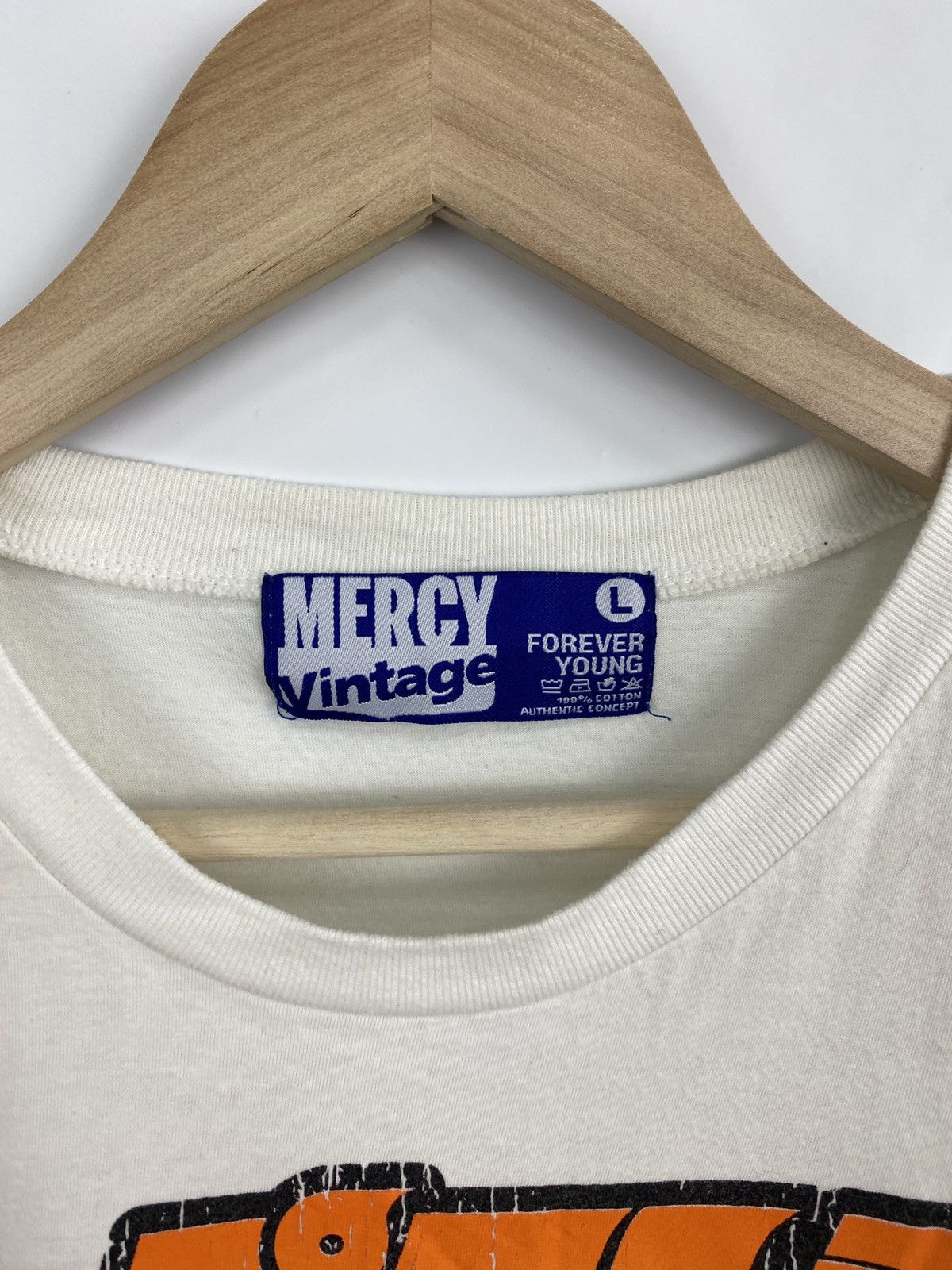 Japanese Brand Y2K Captain Tsubasa Mercy Vintage Design Graphic T-Shirt Size US M / EU 48-50 / 2 - 5 Thumbnail
