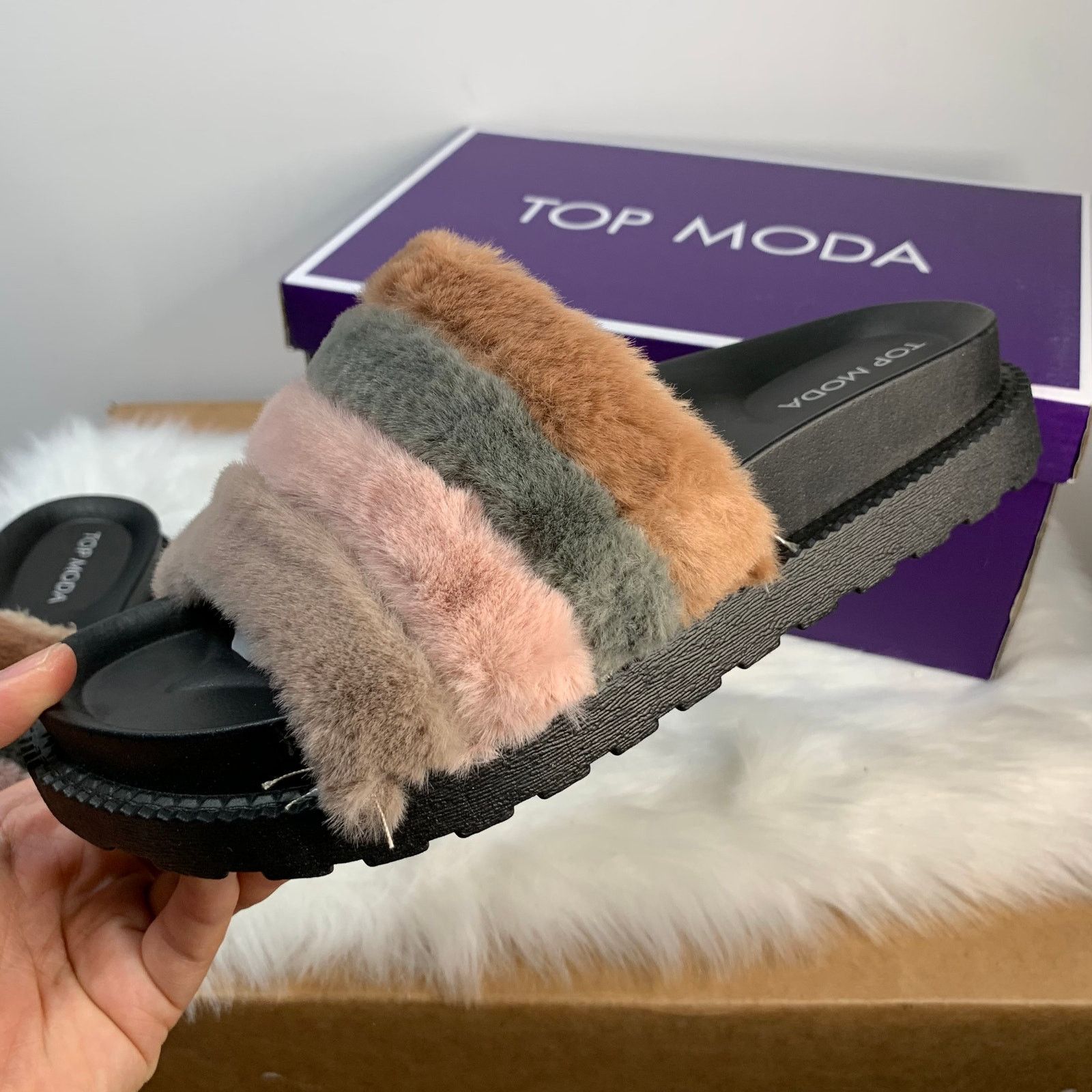 Other Faux Fur Slide Sandal Women's Shoes Size 6 Size US 6 / IT 36 - 4 Thumbnail