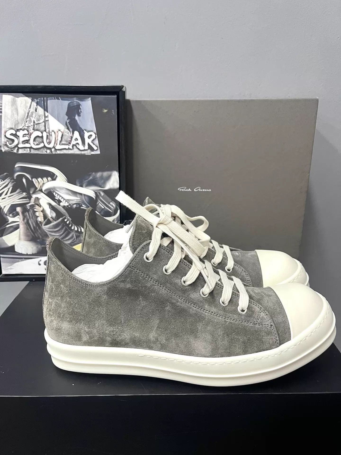 Rick Owens Rick Owens 26SS Light Grey Suede Low Sneakers K34 Size US 7 / EU 40 - 7 Thumbnail