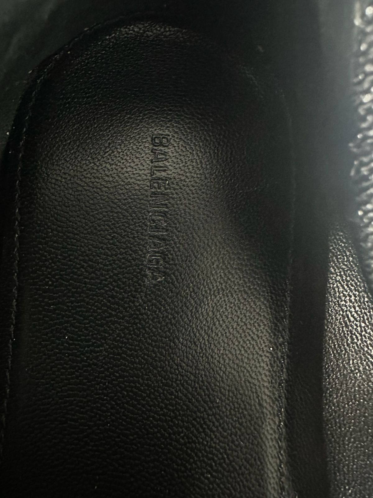 Balenciaga Balenciaga Silver Glitter Fabric BB Knife Flats Size 37.5 Size US 7.5 / IT 37.5 - 5 Thumbnail