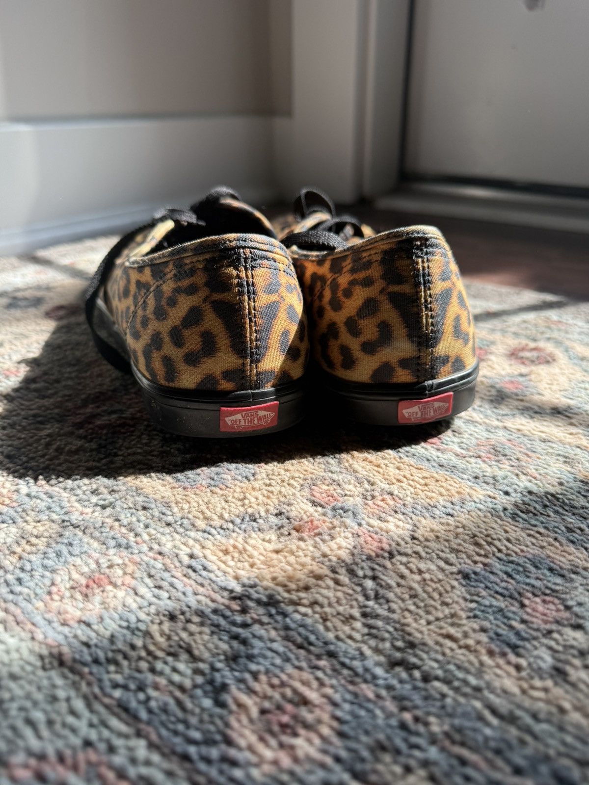 Vans Vans lowpro Size US 8 / EU 41 - 3 Thumbnail