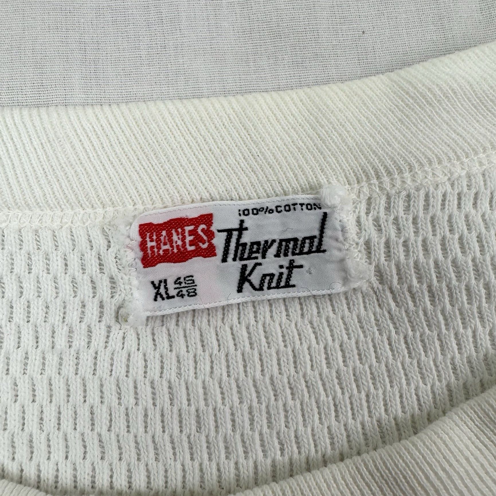 Hanes VINTAGE Hanes Thermal Knit T-Shirt Adult XL White Heavyweight Long Sleeve 70s Mens Size US XL / EU 56 / 4 - 4 Thumbnail