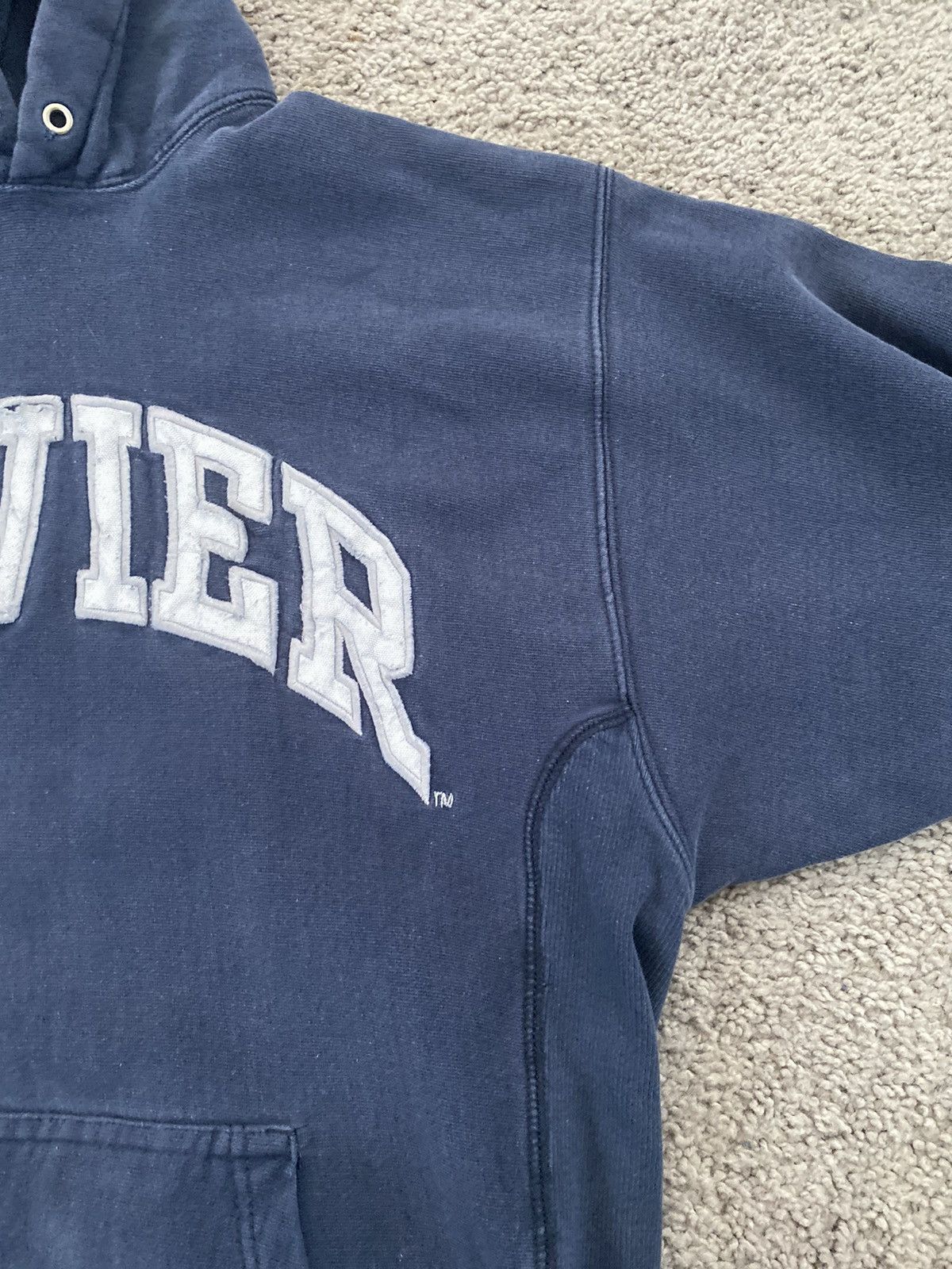 Vintage Vintage 90s Xaiver University Pullover Hoodie Size US M / EU 48-50 / 2 - 4 Thumbnail