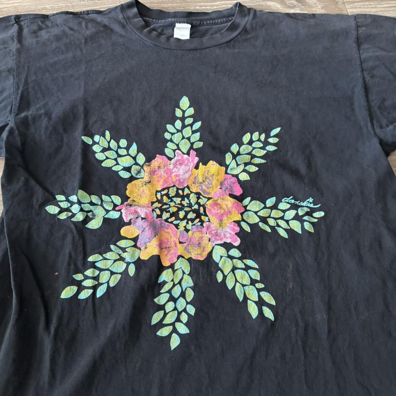 Vintage Crazy Vintage 90s Black Flower Single Stitch Graphic Tee! Size XL Size US XL / EU 56 / 4 - 2 Thumbnail