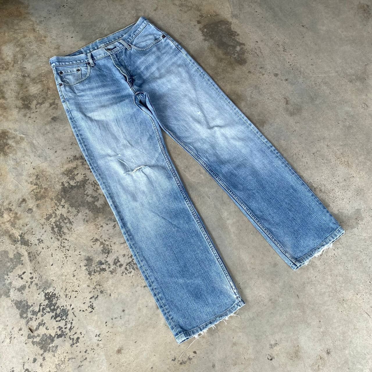 Levi's VINTAGE LEVIS DENIM LOT 533 DISTRESSED JEAN LIGHTWASH Size US 30 / EU 46 - 4 Thumbnail