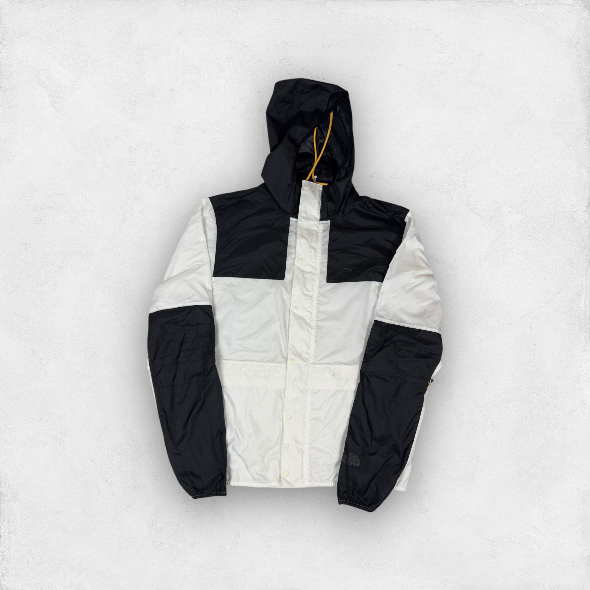 The North Face The North Face Men's White Black Hooded Snap Button Jacket L Size US L / EU 52-54 / 3 - 1 Thumbnail
