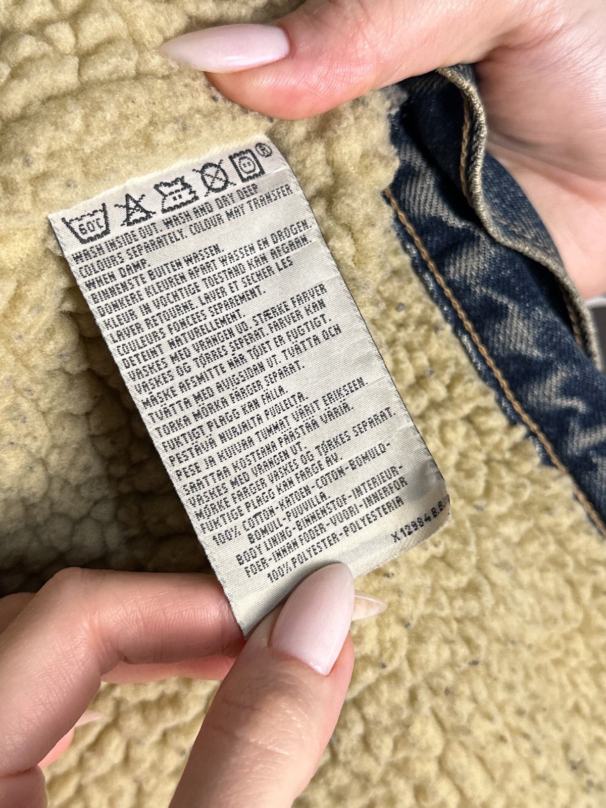 Levi's Vintage Clothing Levi’s Vintage Denim Trucker Sherpa Jacket 71500 Size L Size US L / EU 52-54 / 3 - 12 Thumbnail