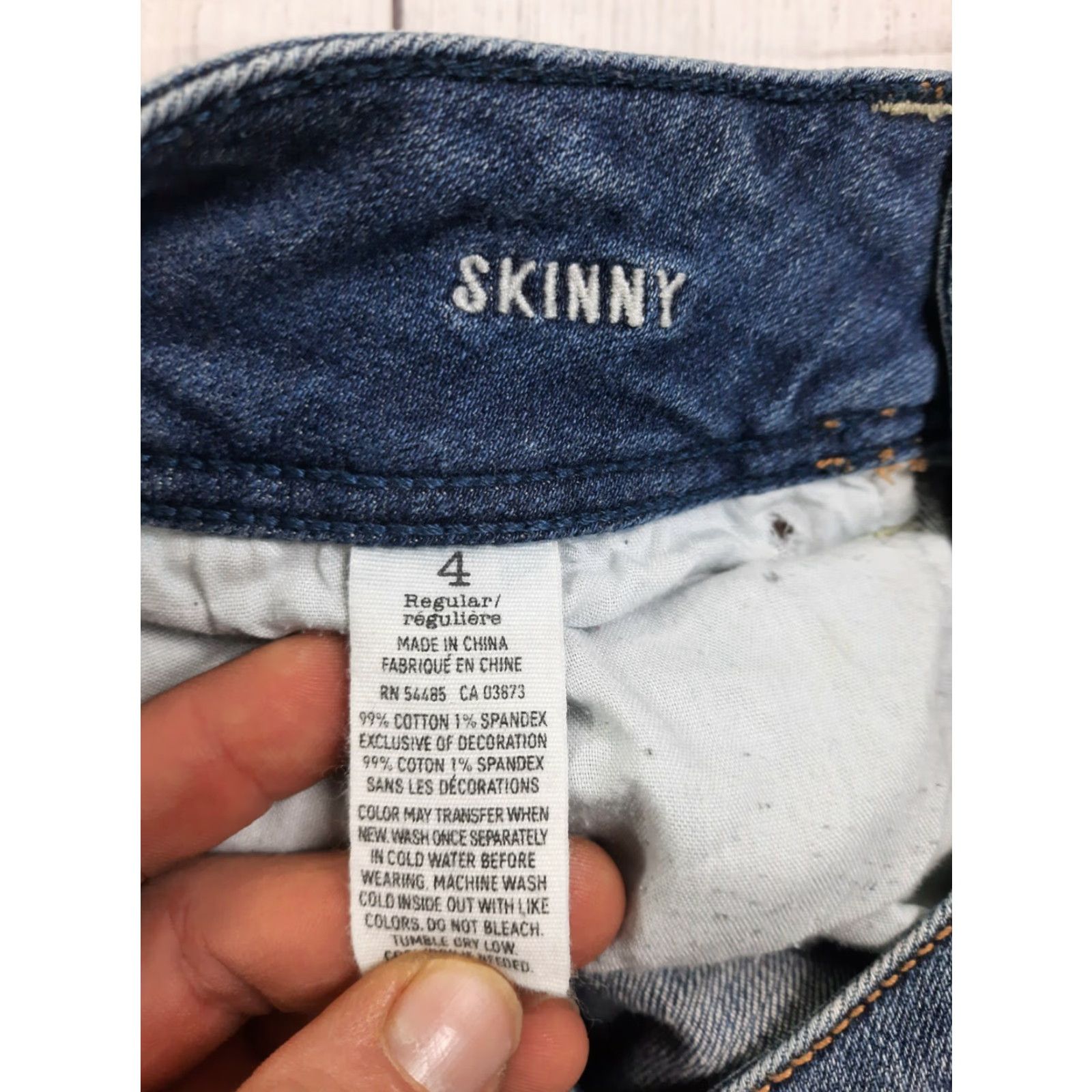 American Eagle Outfitters American Eagle Outfitters Jeans Skinny Denim Stretch 27x29 4 Adults Womens Dark Blue Jeans Stretch Size 27" / US 4 / IT 40 - 4 Thumbnail