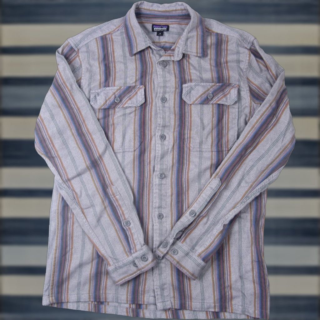 Patagonia Patagonia Shirt Mens Regular Medium Gray Organic Cotton Flannel Button-Up Long Sleeve Size US M / EU 48-50 / 2 - 1 Thumbnail