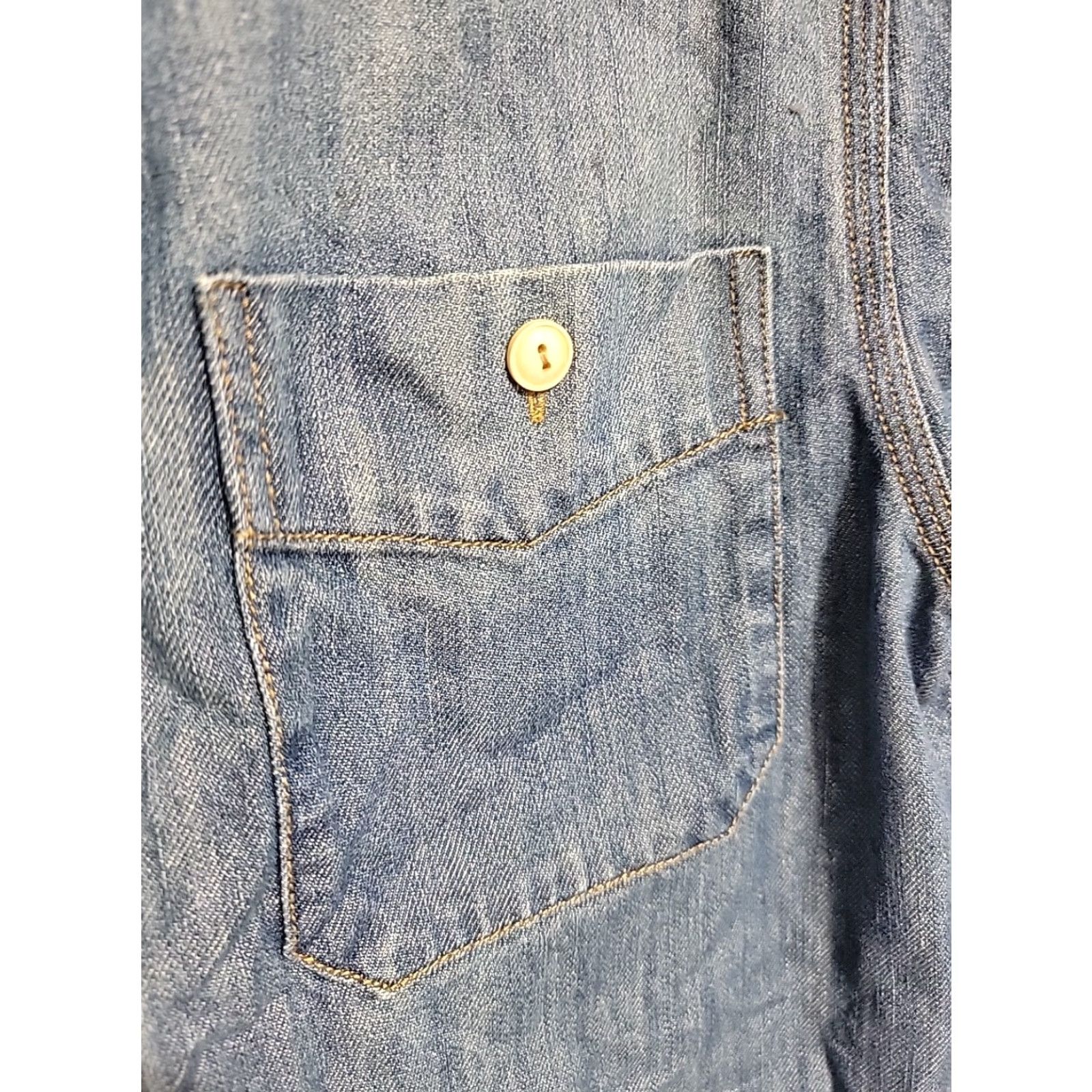 Vintage VINTAGE? No. LL Bean Signature Denim Over Shirt Mens Blue Size Small Shirt Mens Small Blue Denim/N/A Size US S / EU 44-46 / 1 - 3 Thumbnail