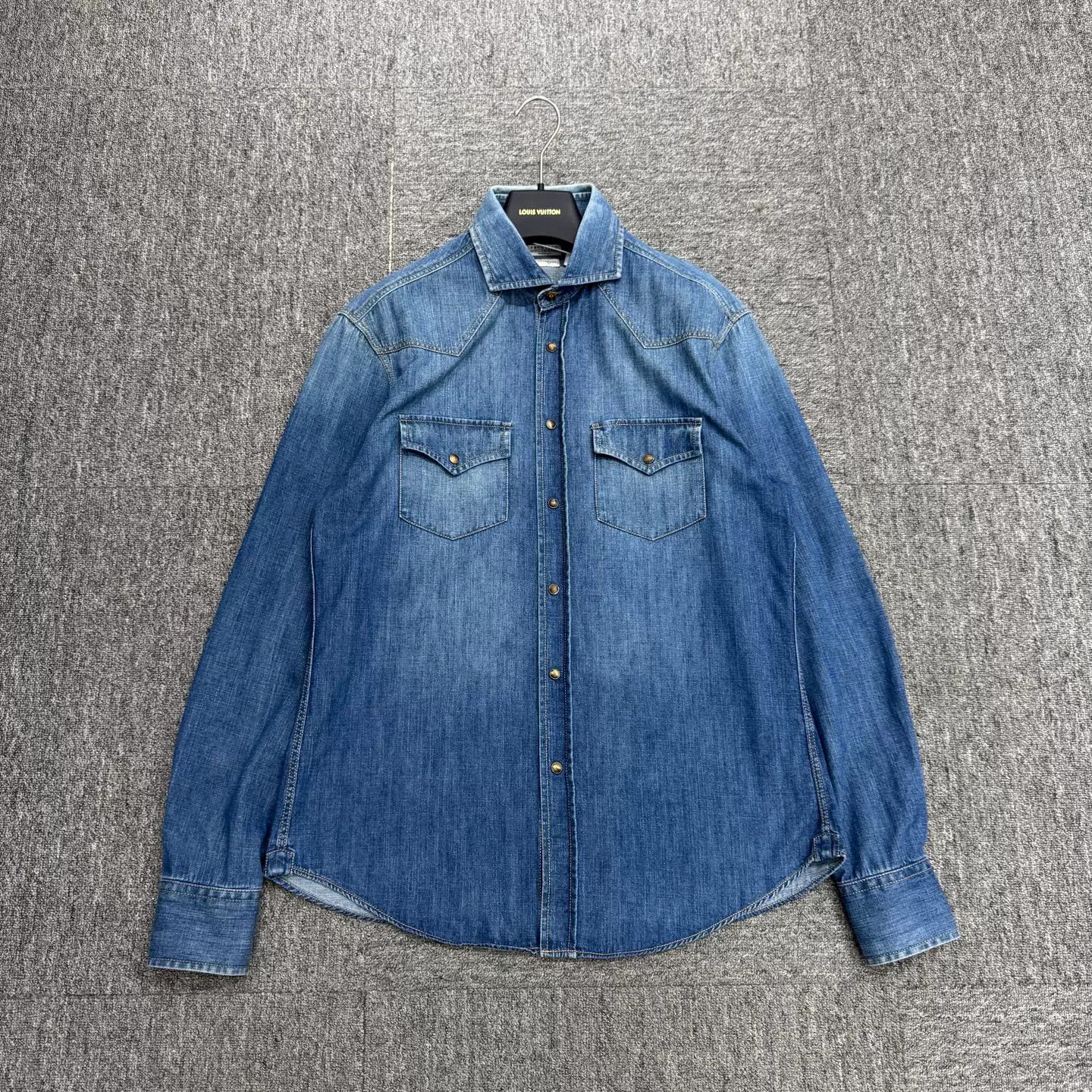 Brunello Cucinelli Brunello Cucinelli Washed Denim Shirt Size US M / EU 48-50 / 2 - 1 Thumbnail