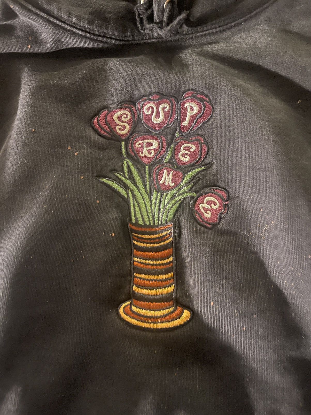 Supreme Flowers Hooded sweatshirt black | Grailed