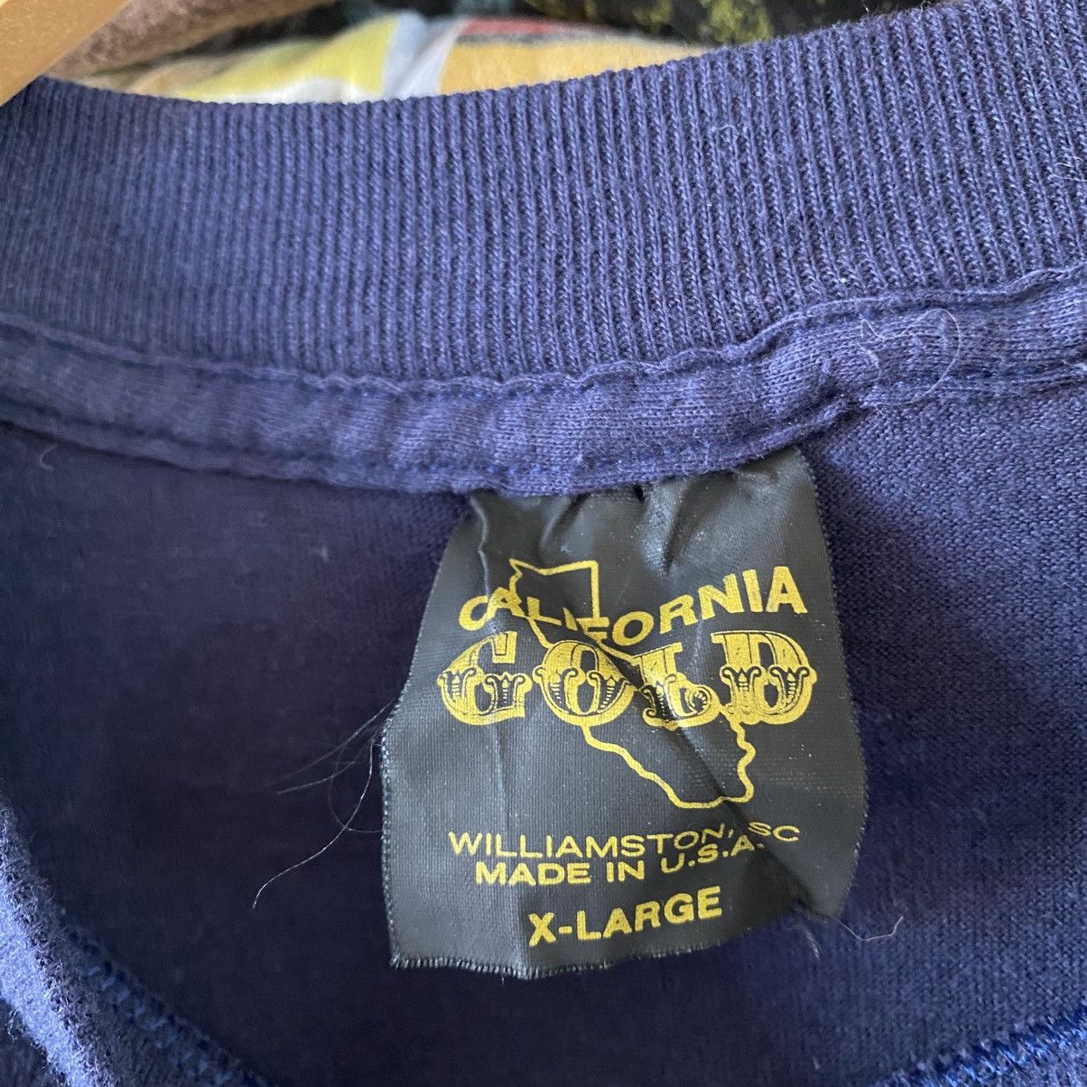 Vintage Vintage New York Yankees T-Shirt California Gold 1980s Size US XL / EU 56 / 4 - 3 Thumbnail