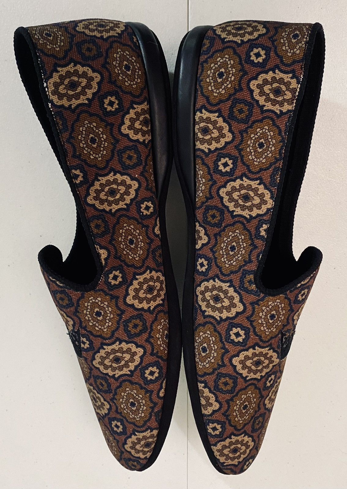 Church's Church’s 🏴󠁧󠁢󠁥󠁮󠁧󠁿 Kanvas Quilted Insole Suede House Slipper 11 New Size US 11 / EU 44 - 8 Thumbnail