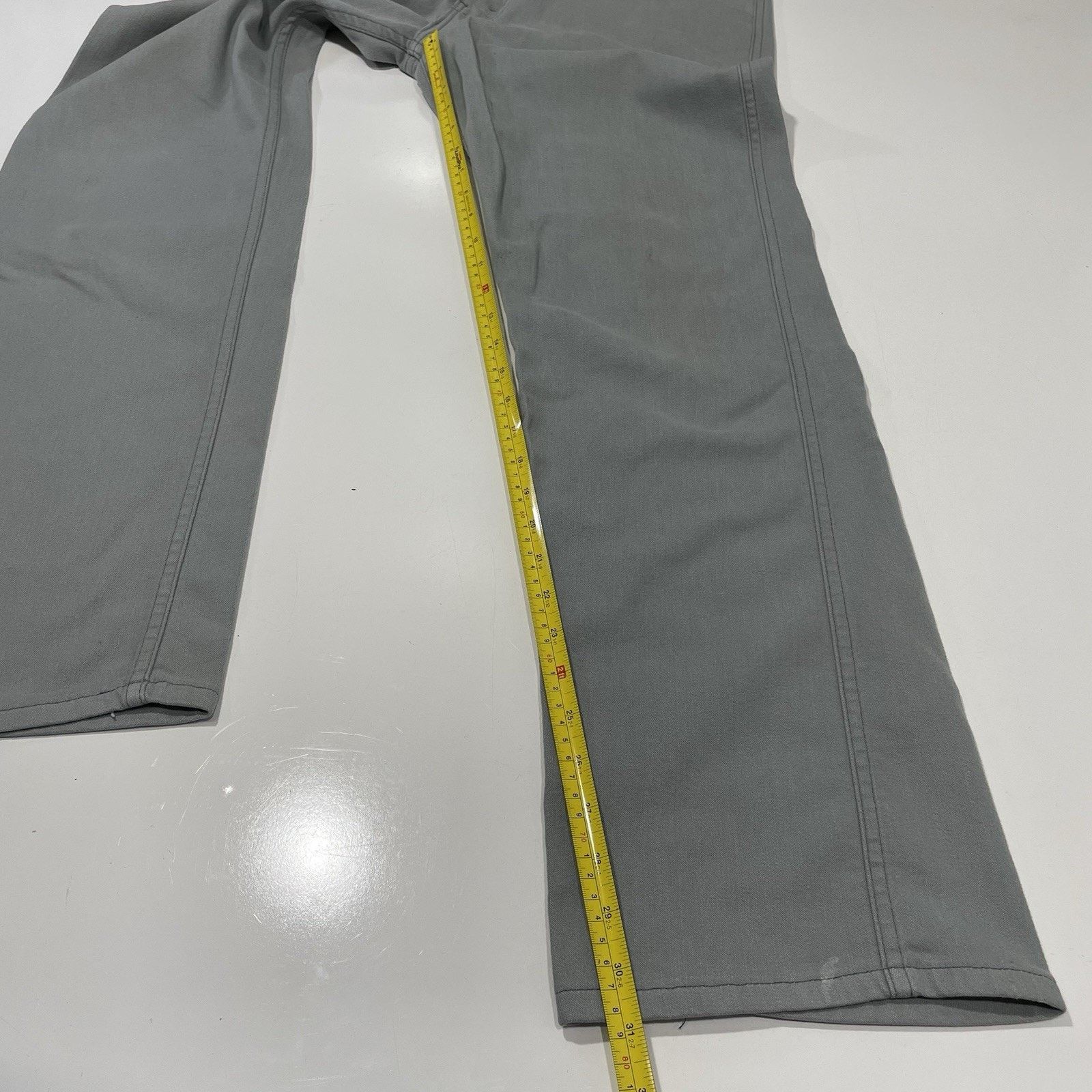 Levi's Vintage Levi's Men’s Gray Denim Jeans USA Made 36x32 Size US 36 / EU 52 - 3 Thumbnail