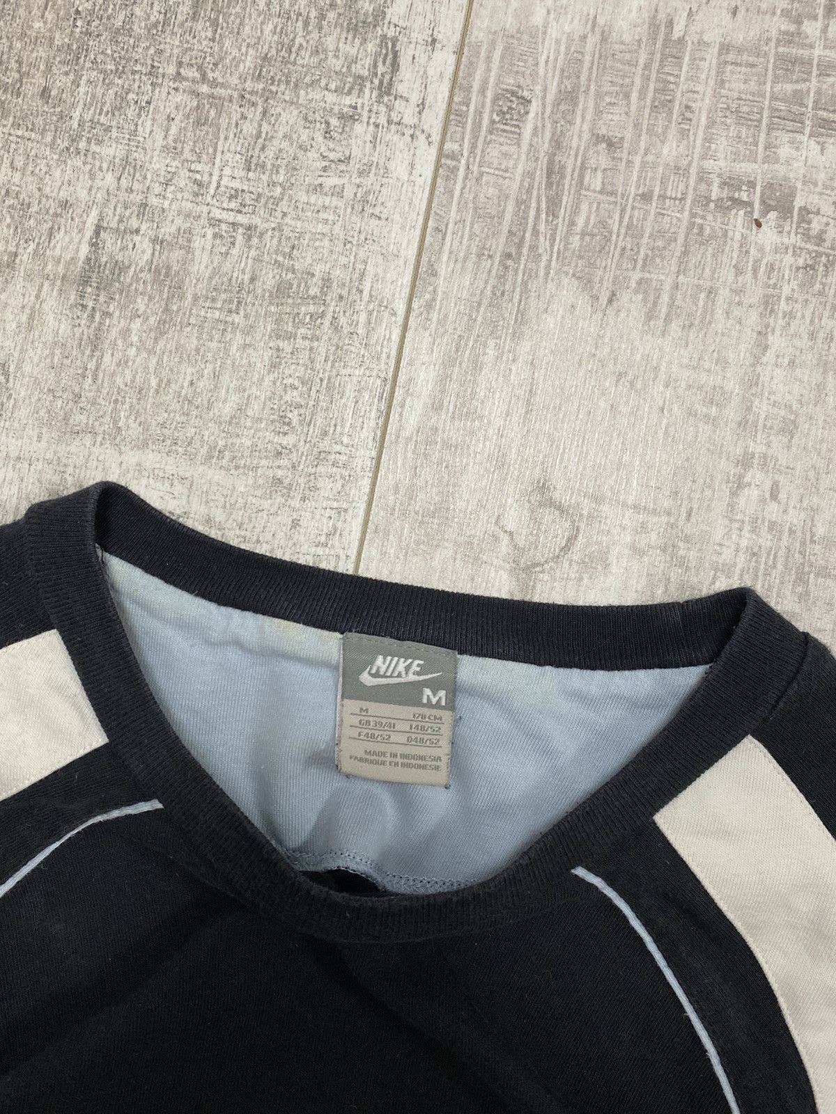 Nike × Vintage 🔥VINTAGE Y2K NIKE LONG SLEEVE T-SHIRT MINI SWOOSH LOGO Size US M / EU 48-50 / 2 - 4 Thumbnail
