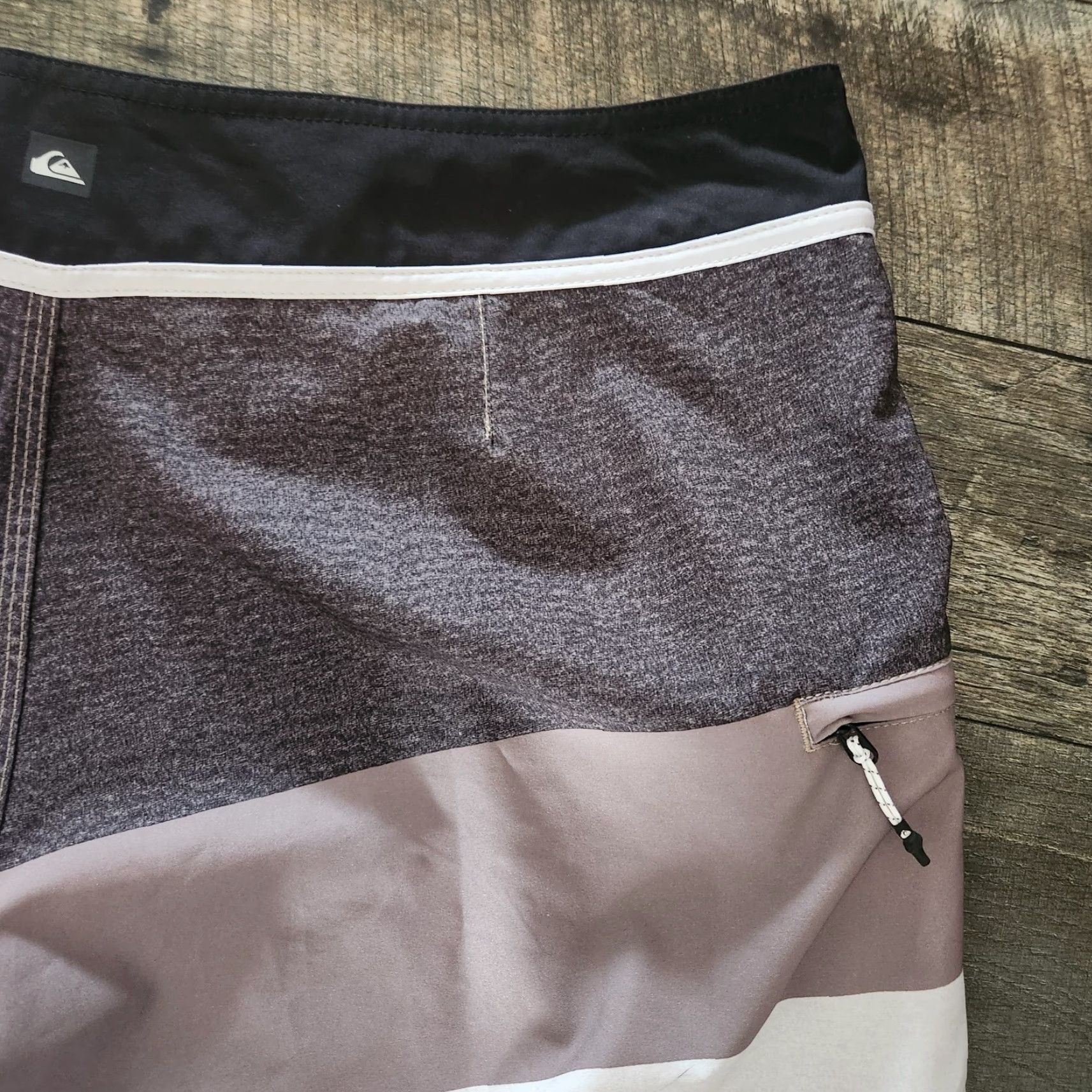 Quiksilver Quiksilver Board Shorts Mens 38 Gray Colorblock Swimming Beach Stretch Bottom Mens Size US 38 / EU 54 - 3 Thumbnail