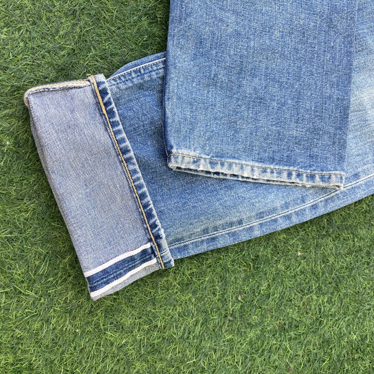 Lee VINTAGE LEE RIDER LEFT HAND DENIM SELVEDGE DISTRESSED JEANS Size US 29 - 7 Thumbnail
