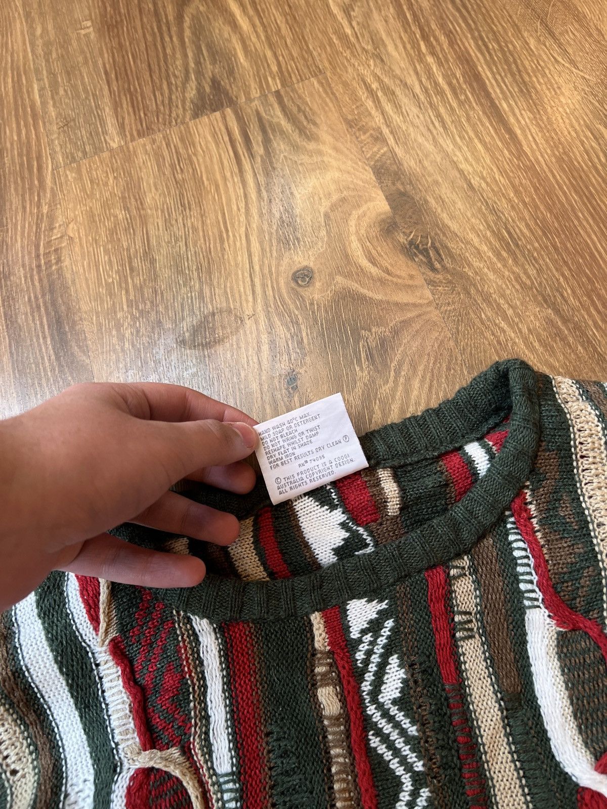 Coogi Rarest Coogi 3D Knit / Sweater (Red/White/Green/Brown) Size US L / EU 52-54 / 3 - 6 Thumbnail