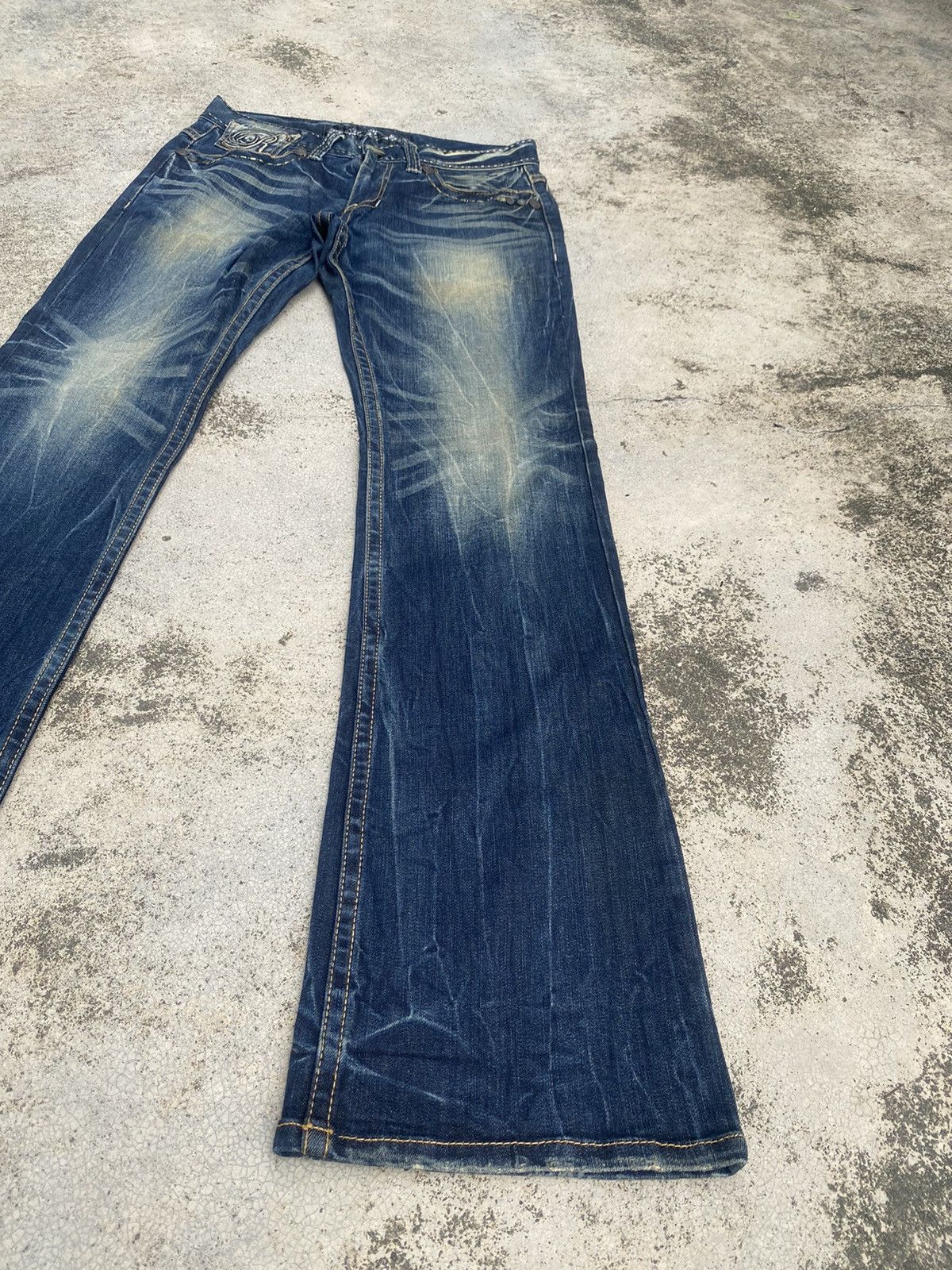 If Six Was Nine × Le Grande Bleu (L.G.B.) Flare Jeans Red Papper Clawmark Studded Cross Bootcut Size US 30 / EU 46 - 2 Thumbnail