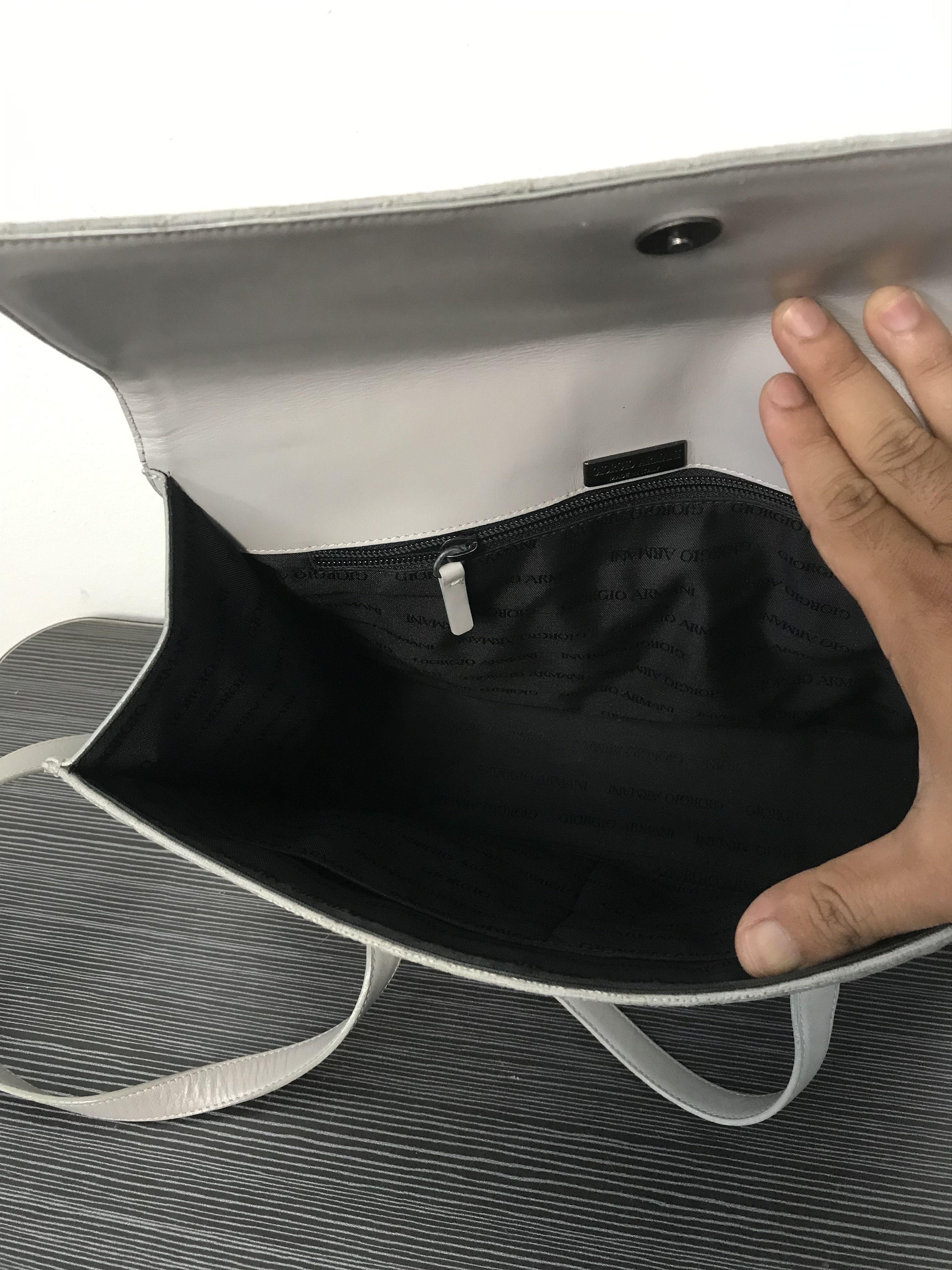 Armani × Emporio Armani × Giorgio Armani Giorgio Armani Gray Half Leather Shoulder Bag Size ONE SIZE - 10 Thumbnail