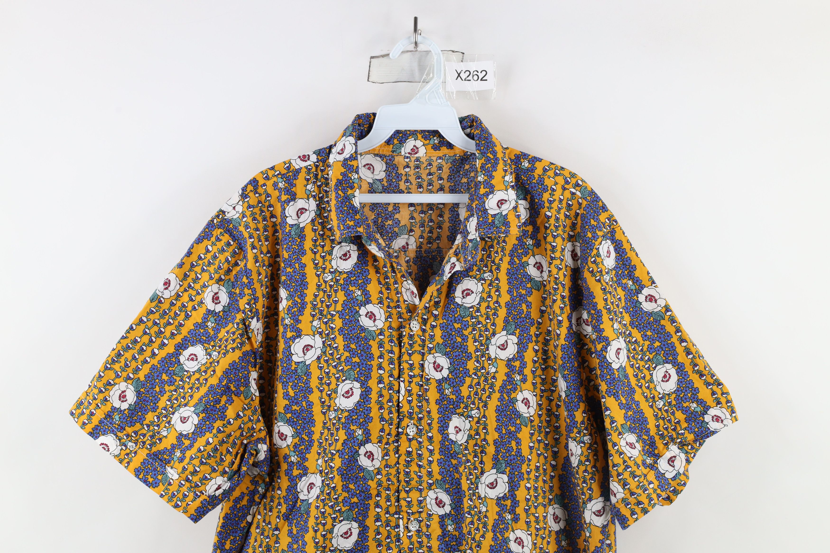 Vintage Vintage Y2K Streetwear Print Short Sleeve Button Shirt Size US XL / EU 56 / 4 - 2 Thumbnail