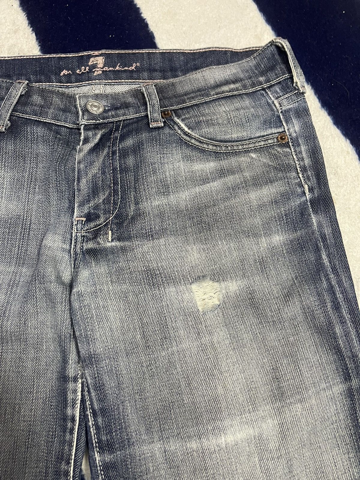 Other 7 For All Mankind Distressed Jeans (14) Size US 31 - 14 Thumbnail