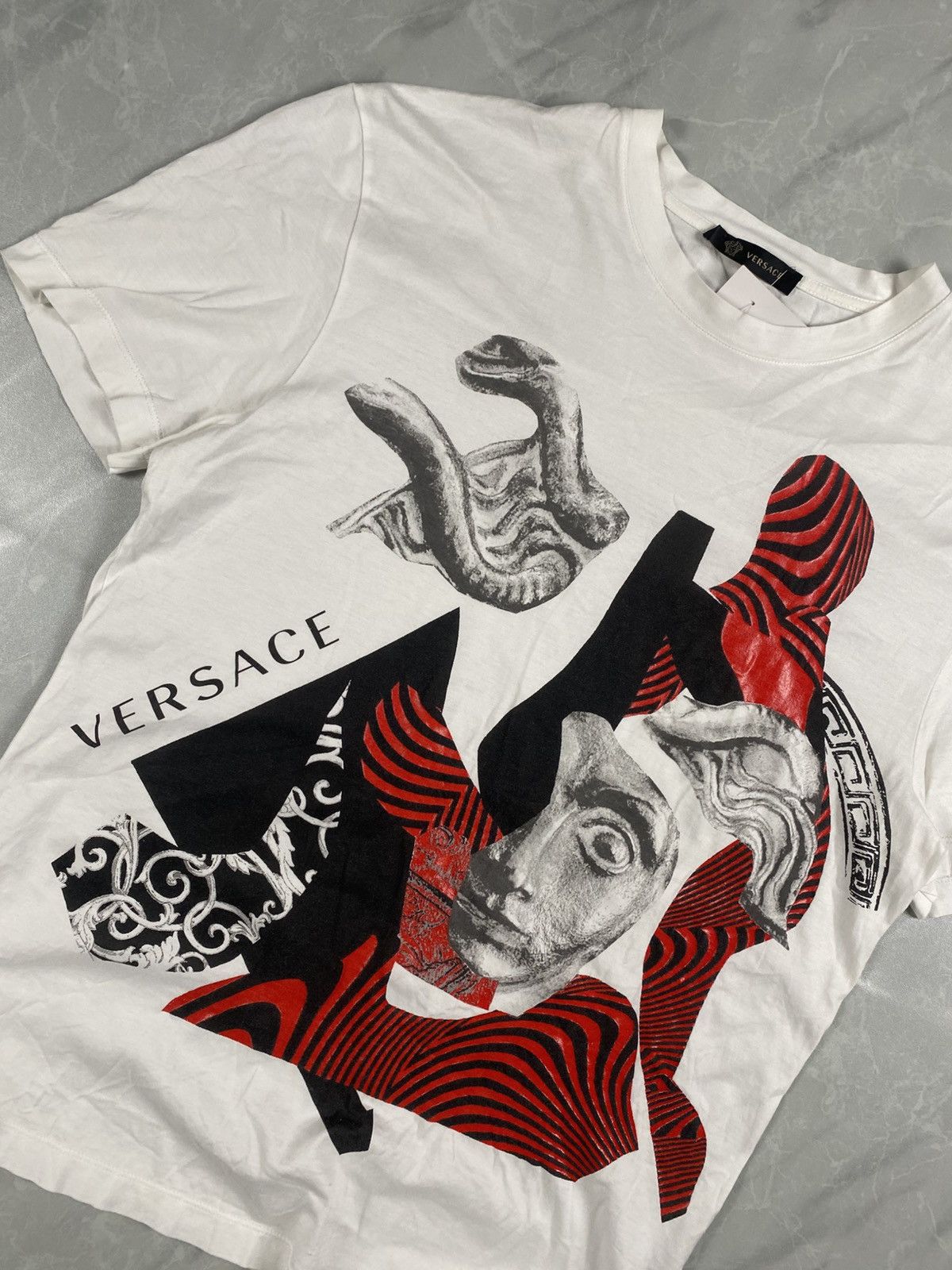 Versace Versace Medusa Art Made in Italy Tee Size US S / EU 44-46 / 1 - 2 Thumbnail