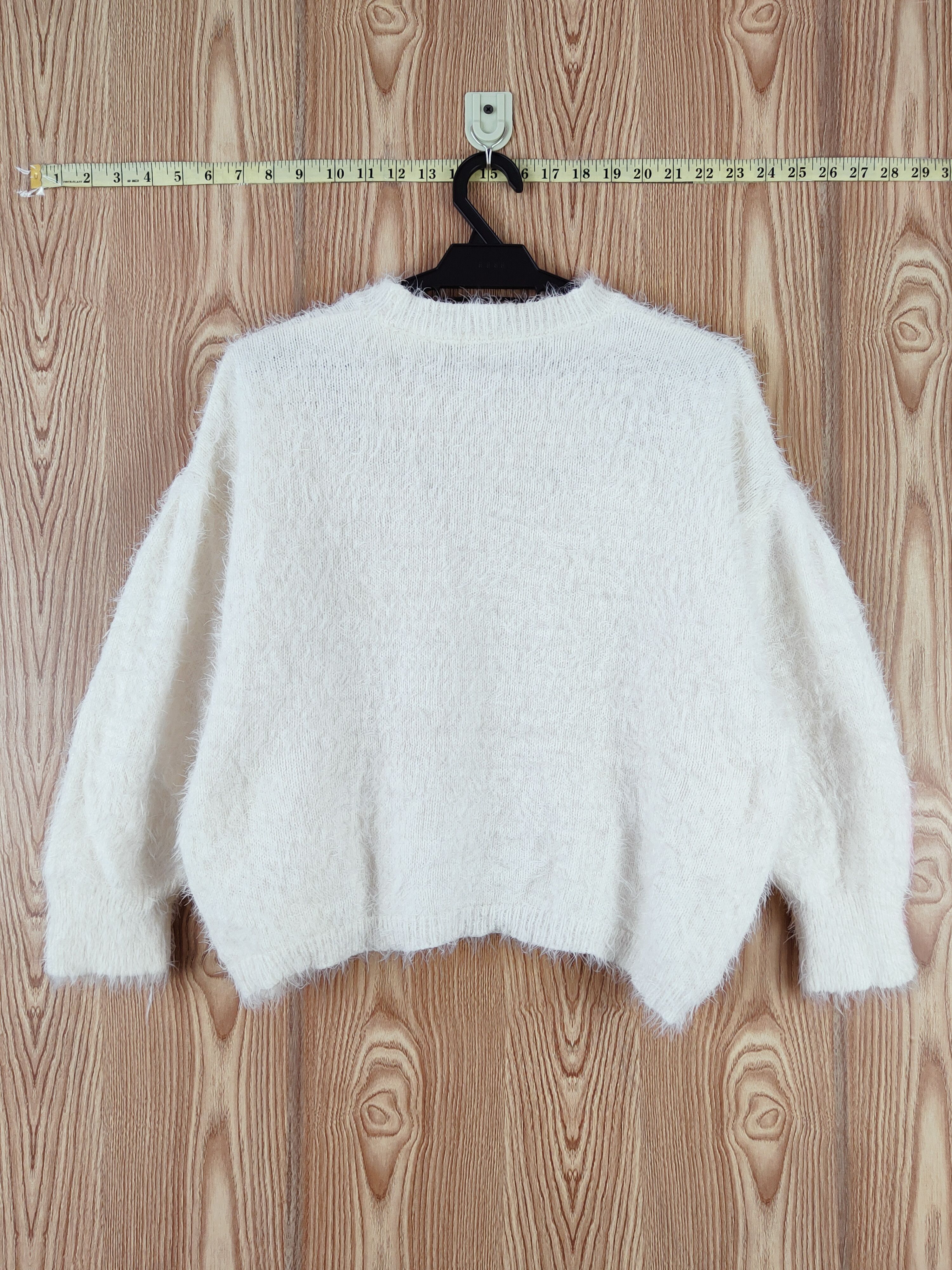 Designer × Japanese Brand × Vintage Vintage Earth Music & Ecology Cream Fur Mohair Knitwear Size L / US 10 / IT 46 - 7 Thumbnail