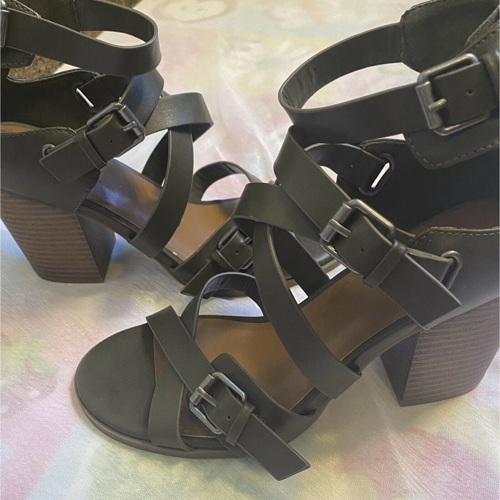 Indigo Indigo Rd Sandals Heel Olive Green Strappy Leather Open Toe Size US 6.5 / IT 36.5 - 4 Thumbnail