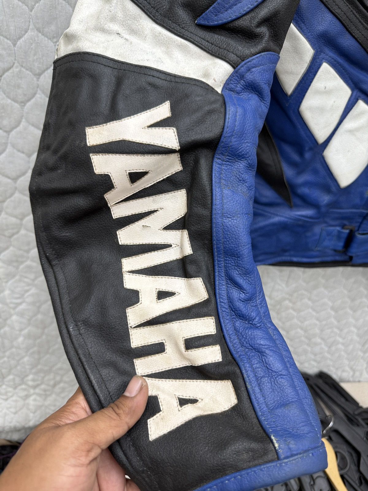 Yamaha 🔥🔥🔥ARCHIVE YAMAHA R1 RIDER LEATHER JACKET Size US XL / EU 56 / 4 - 11 Thumbnail