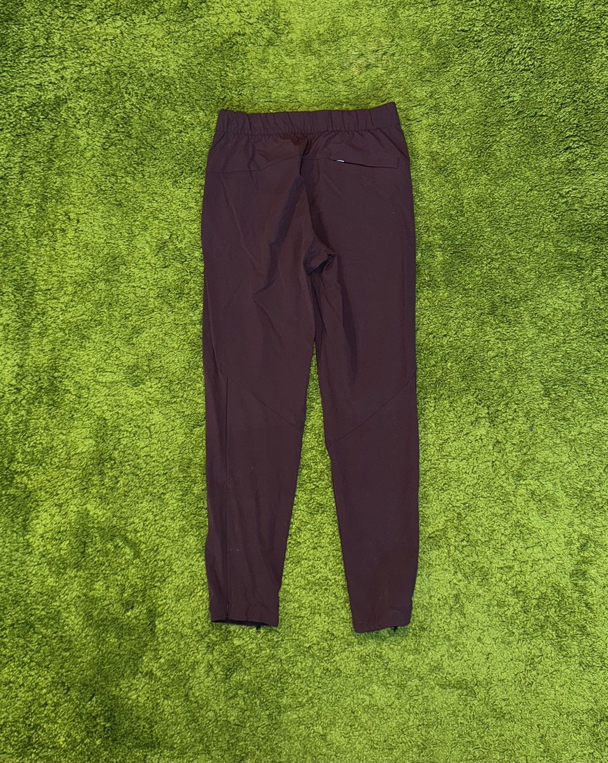 Designer × On On cloud running pants Size US 30 / EU 46 - 2 Thumbnail