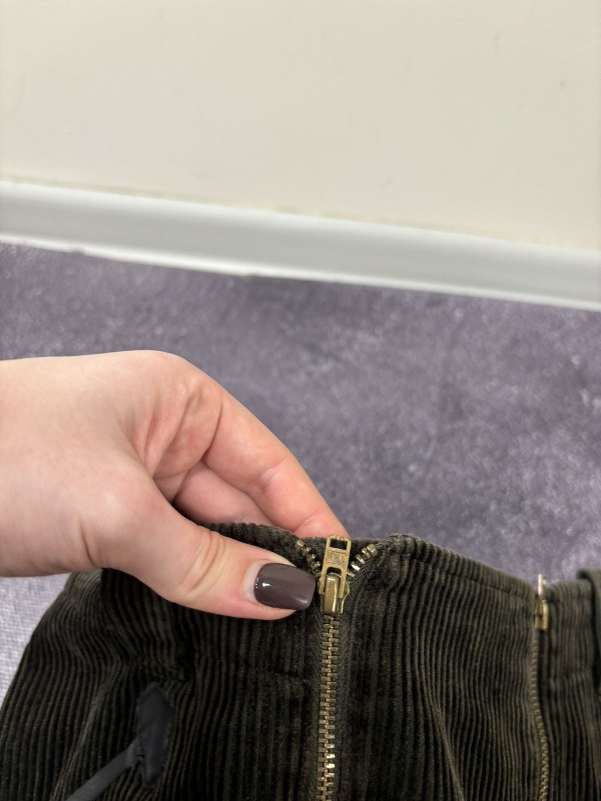 Armani Armani Jeans Vintage Women’s Corduroy Brown Rare Mini Skirt Size 26" / US 2 / IT 38 - 5 Thumbnail