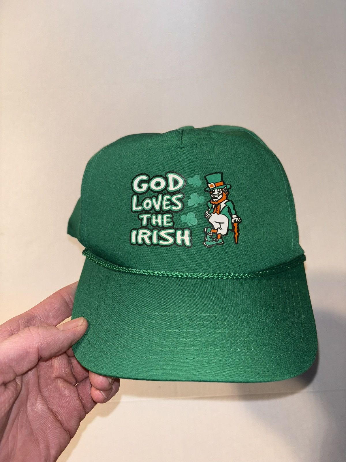 Anvil God Loves Irish St Patricks Leprechaun Trucker SnapBack 90’s Size ONE SIZE - 1 Thumbnail