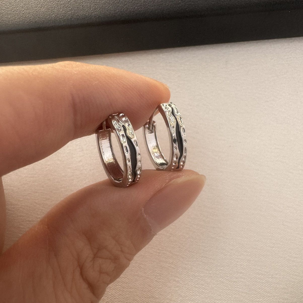 Other Small Hoop Earrings for Men Women Hip Hop Unisex Style Size ONE SIZE - 5 Thumbnail
