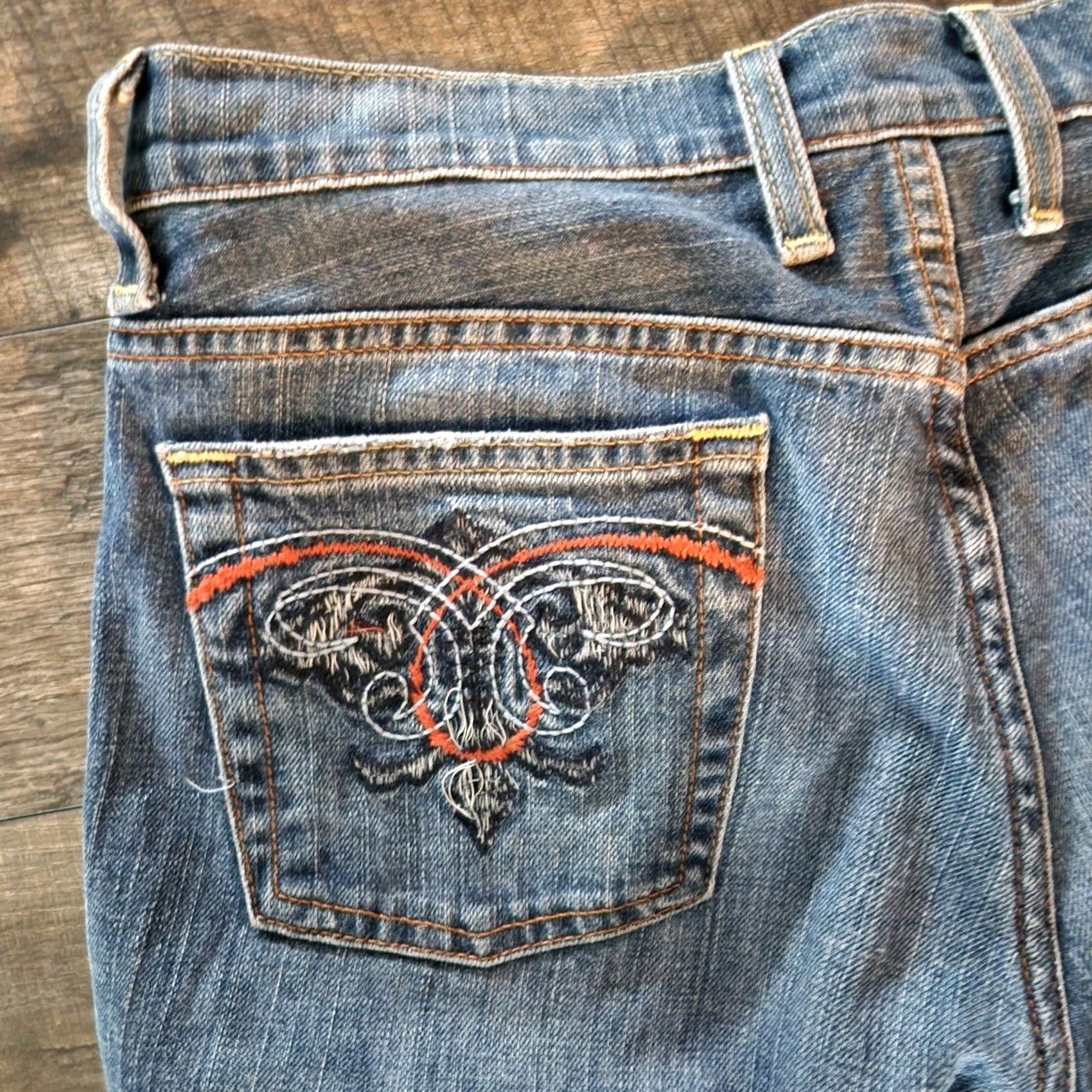 Lucky Brand VINTAGE Lucky Brand Jeans Womens 8 / 29 Embroidered Pockets Wide Leg Blue Y2K Mens? Size 30" / US 8 / IT 44 - 5 Thumbnail
