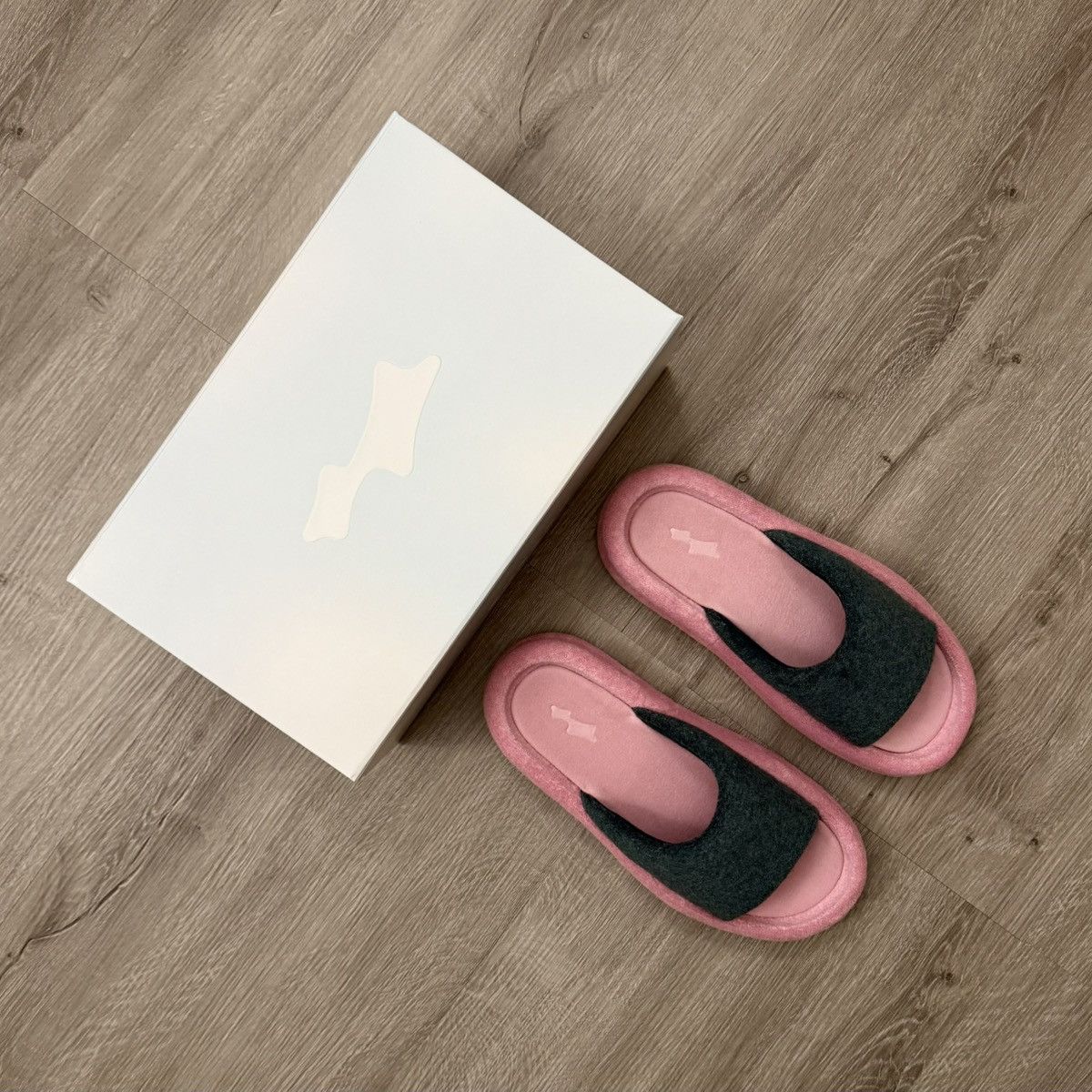 SKYLRK Justin Bieber SKYLRK Rest Slipper Biscuit | Grailed