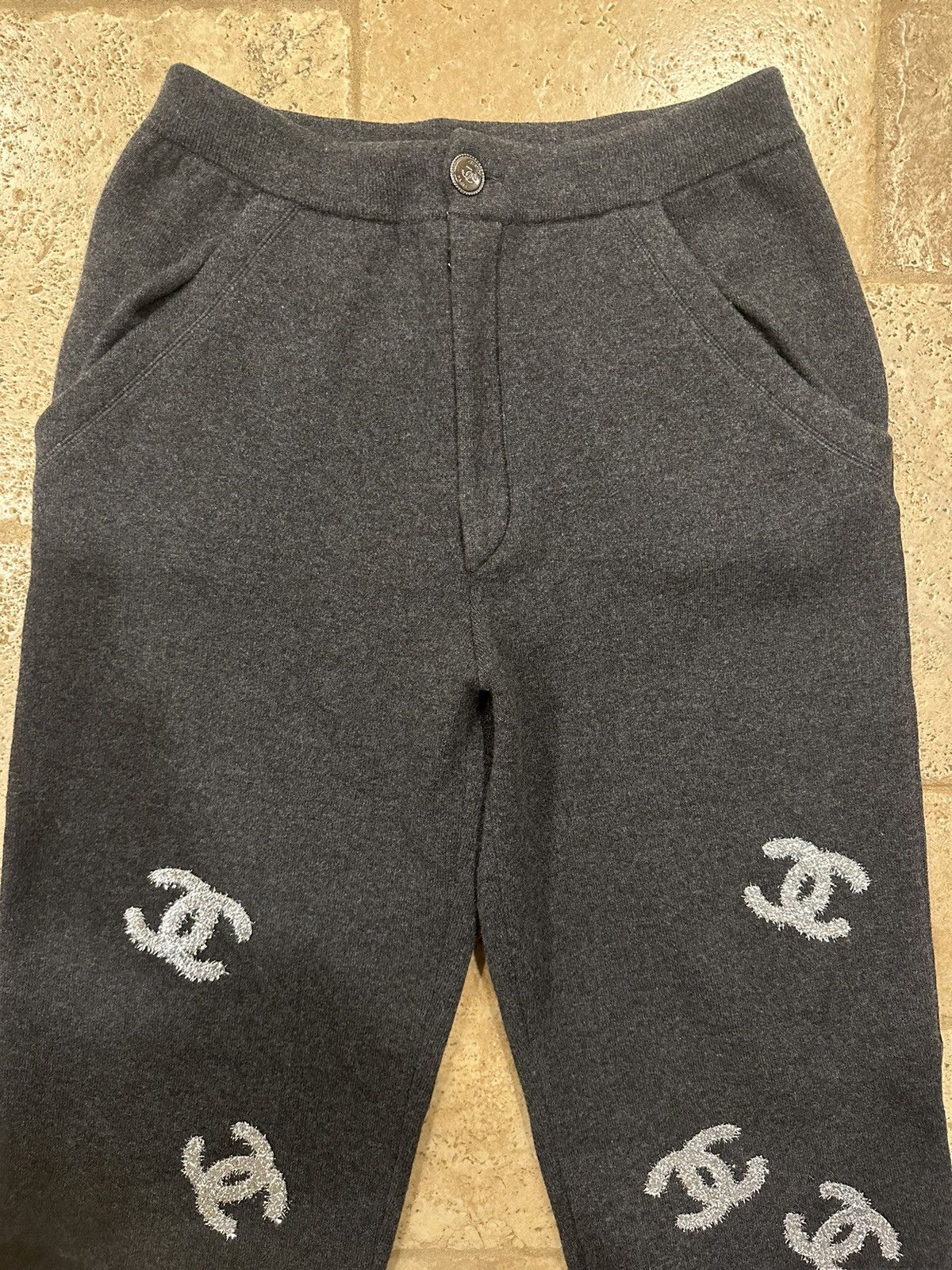 Chanel Chanel Grey Cashmere Glitter CC Logo Unisex Pants Size US 33 - 8 Thumbnail