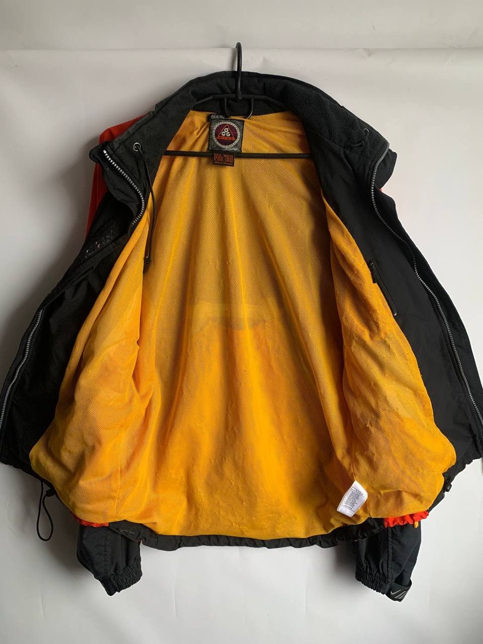 Nike ACG × Vintage Nike ACG Vintage 90s Nylon Jacket Windbreaker Size M Outdoor Size US M / EU 48-50 / 2 - 5 Thumbnail