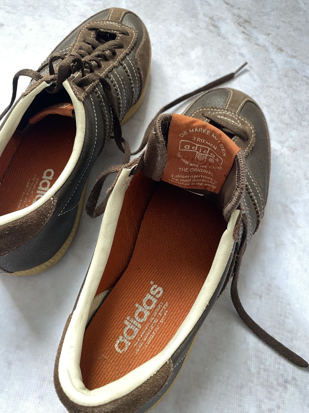 Adidas × Vintage Rare Adidas Universal 2007 Samba Brown Shoes Size US 7 Size US 7 / EU 40 - 8 Thumbnail