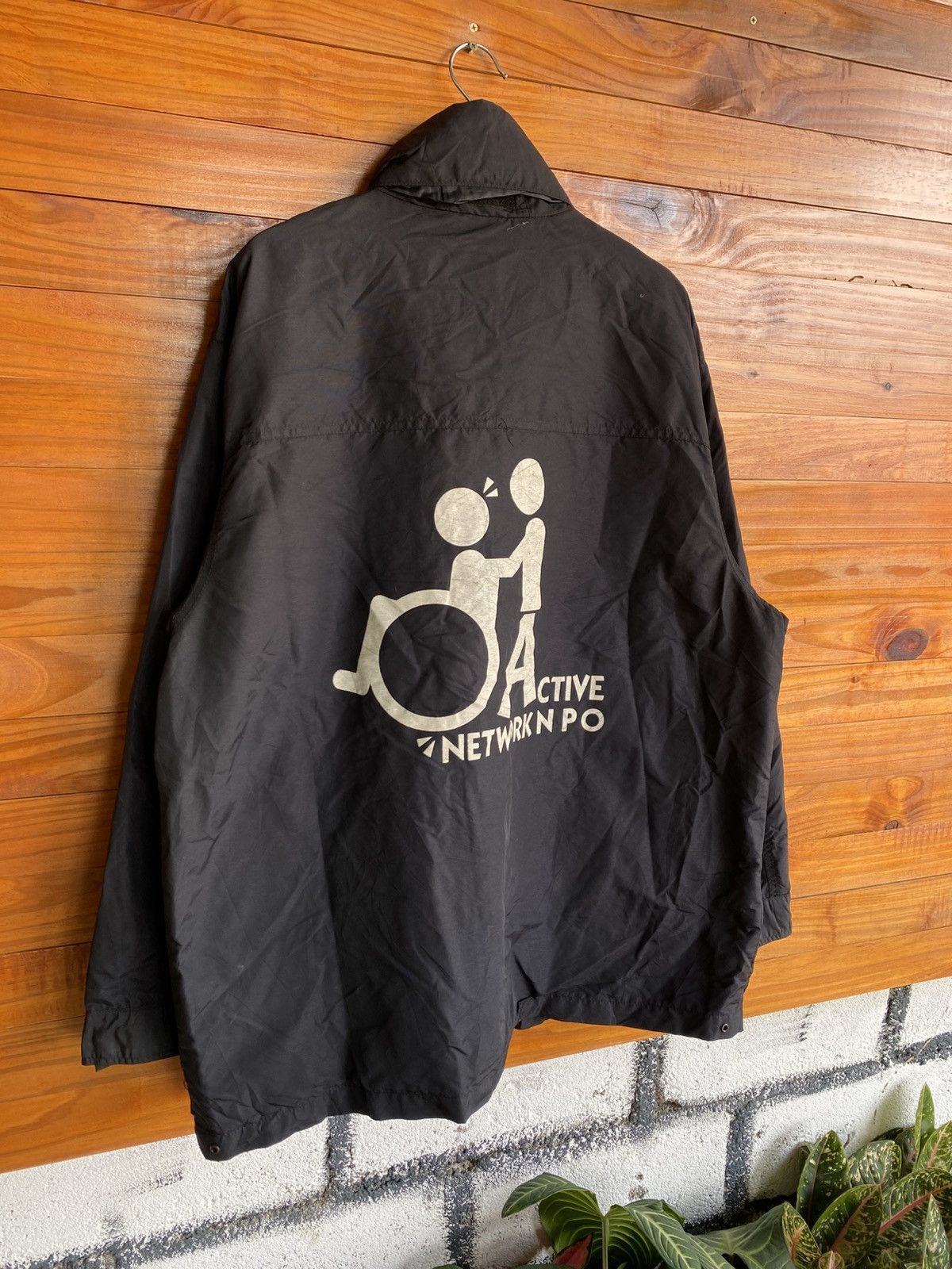Vintage Vintage REDSKINS Active Network NPO Black Hooded Jacket |l Size US XL / EU 56 / 4 - 11 Thumbnail