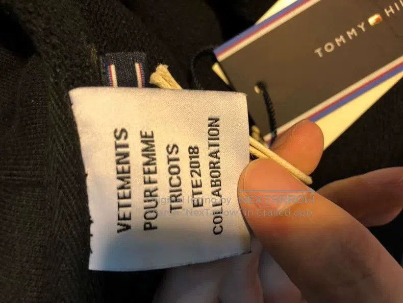 Vetements Vetements Fake Two-Piece Sweatshirt Size US S / EU 44-46 / 1 - 3 Thumbnail