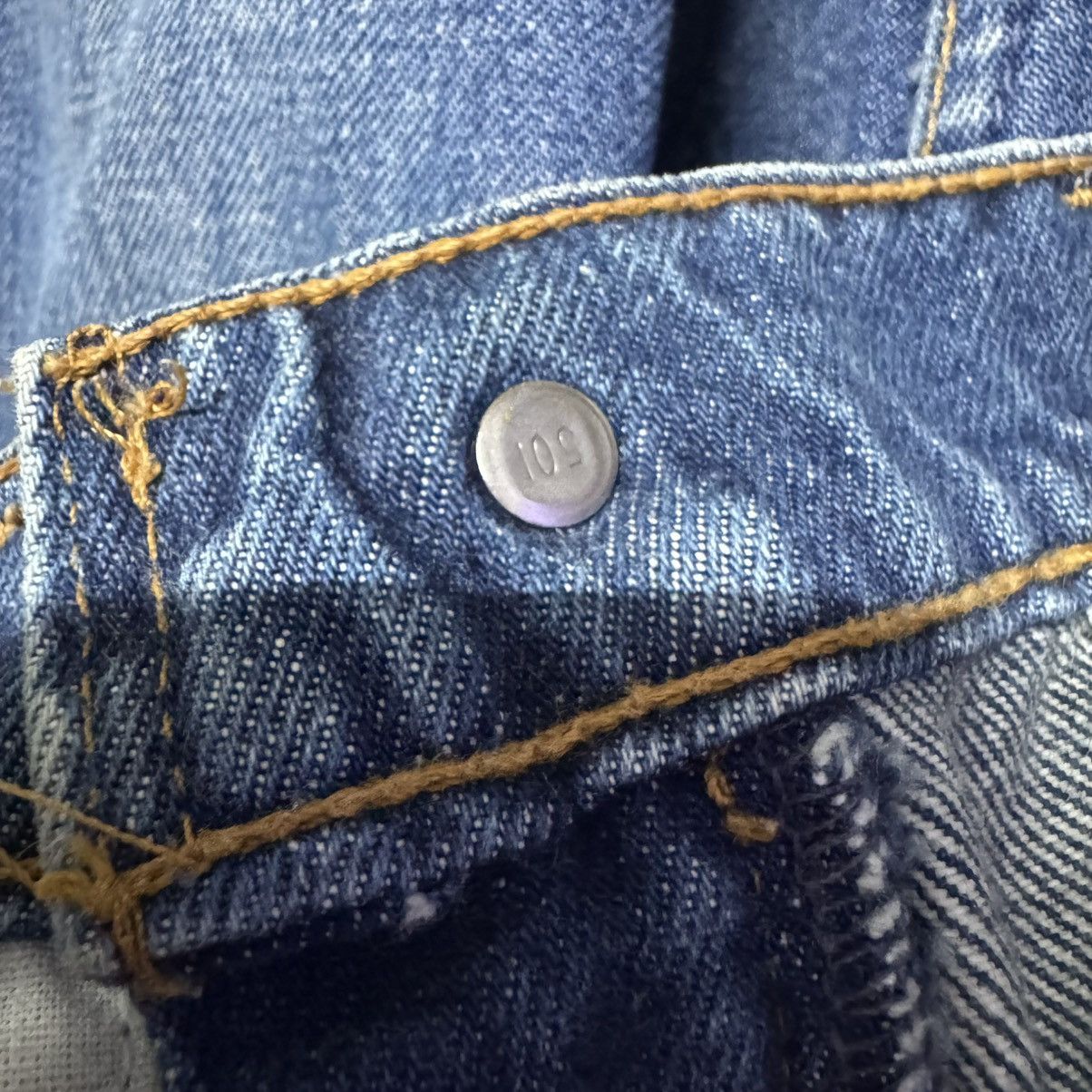 Levi's Vintage 90s Levis 517 Distressed Denim Flare Jeans Size US 31 - 19 Thumbnail