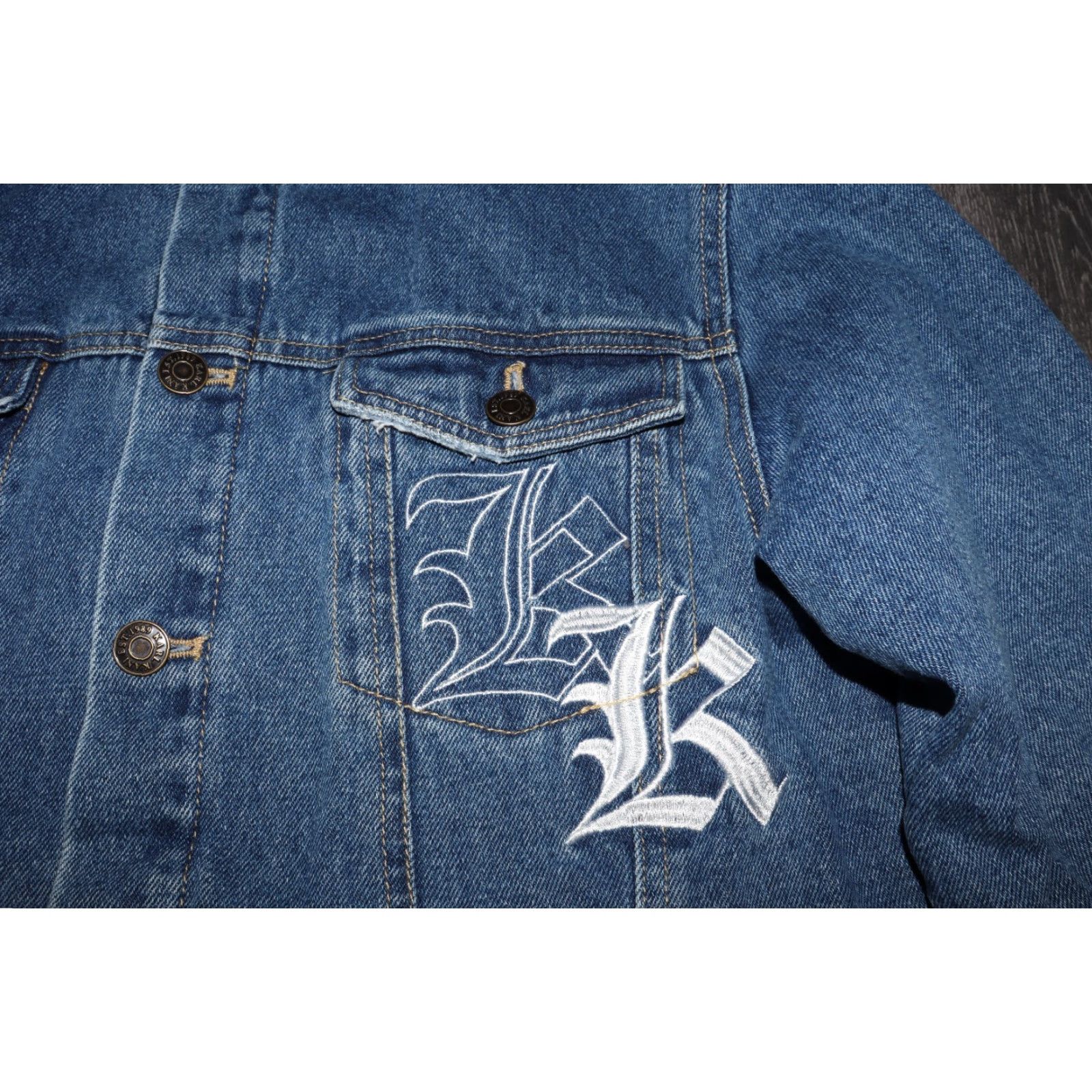 Karl Kani KARL KANI Jacket Denim Sherpa KM224-062-1 KK OLD ENGLISH Denim Jacket SHERPA UNISEX MEDIUM MENS Size US M / EU 48-50 / 2 - 7 Thumbnail