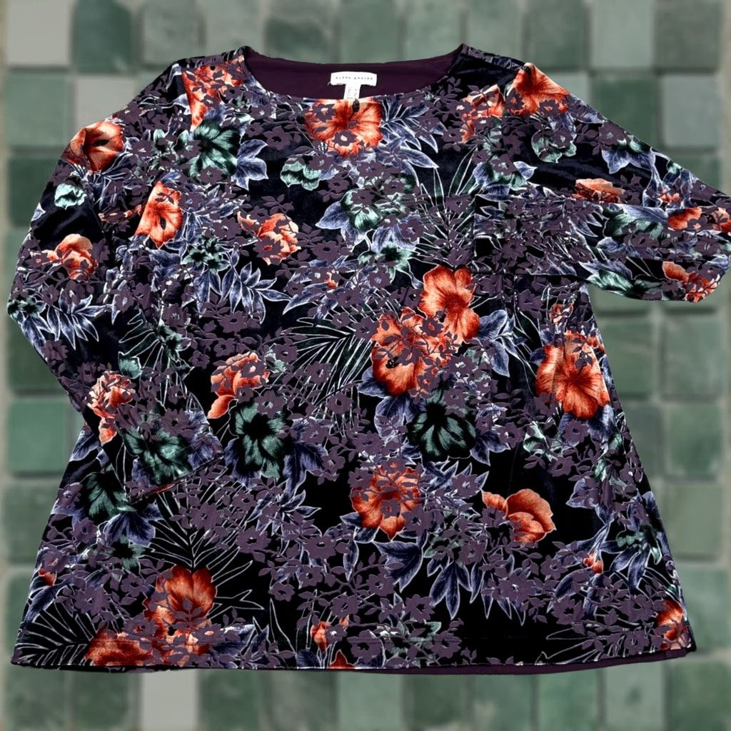 Vintage Susan Graver Round Neck Velvet Burnout Floral Top Long Sleeve Tunic Women L Purple Vintage No Size L / US 10 / IT 46 - 1 Thumbnail