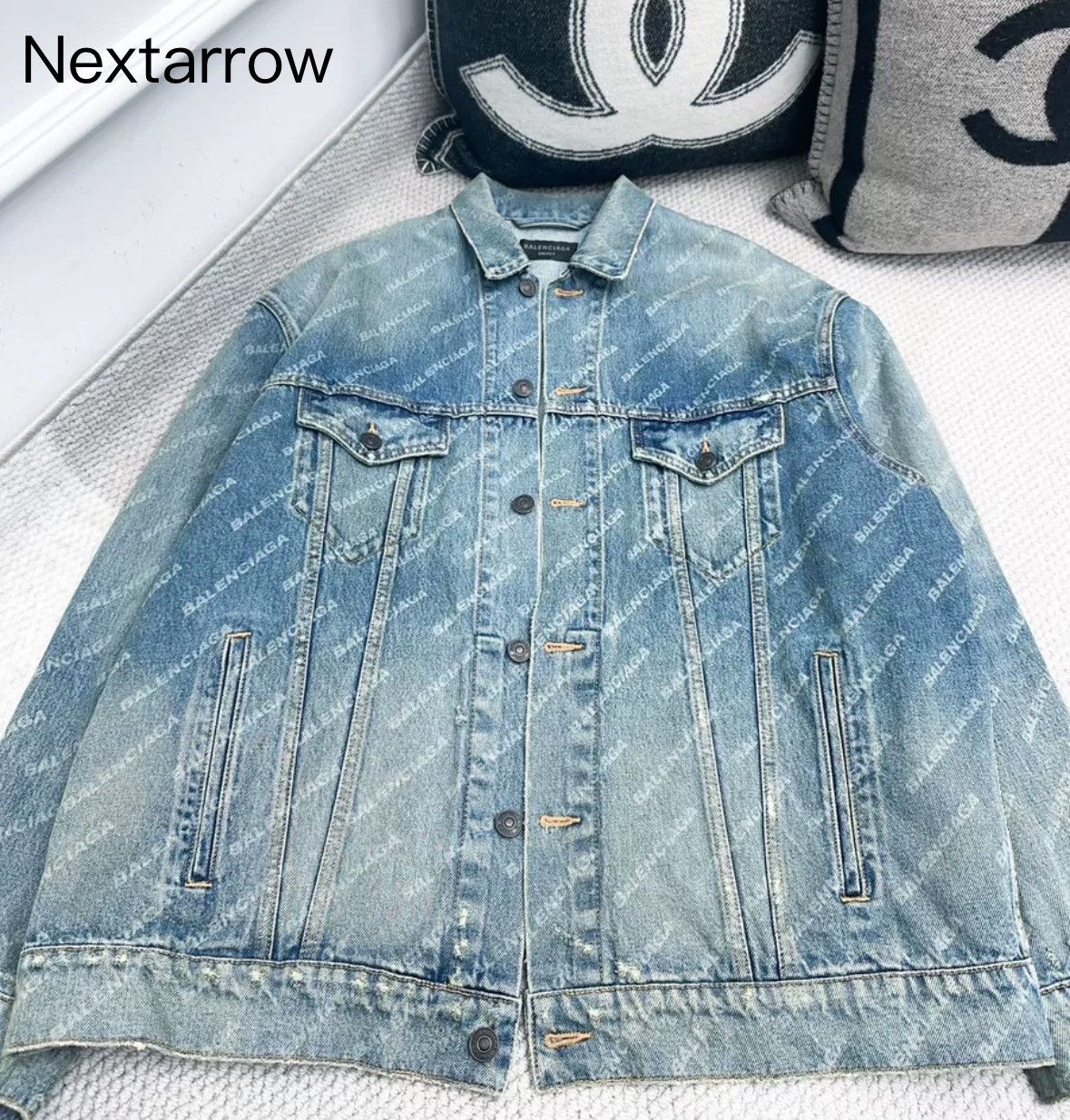 Balenciaga BALENCIAGA old gradient blue jacket 2412-Nextarrow Size US XS / EU 42 / 0 - 1 Thumbnail